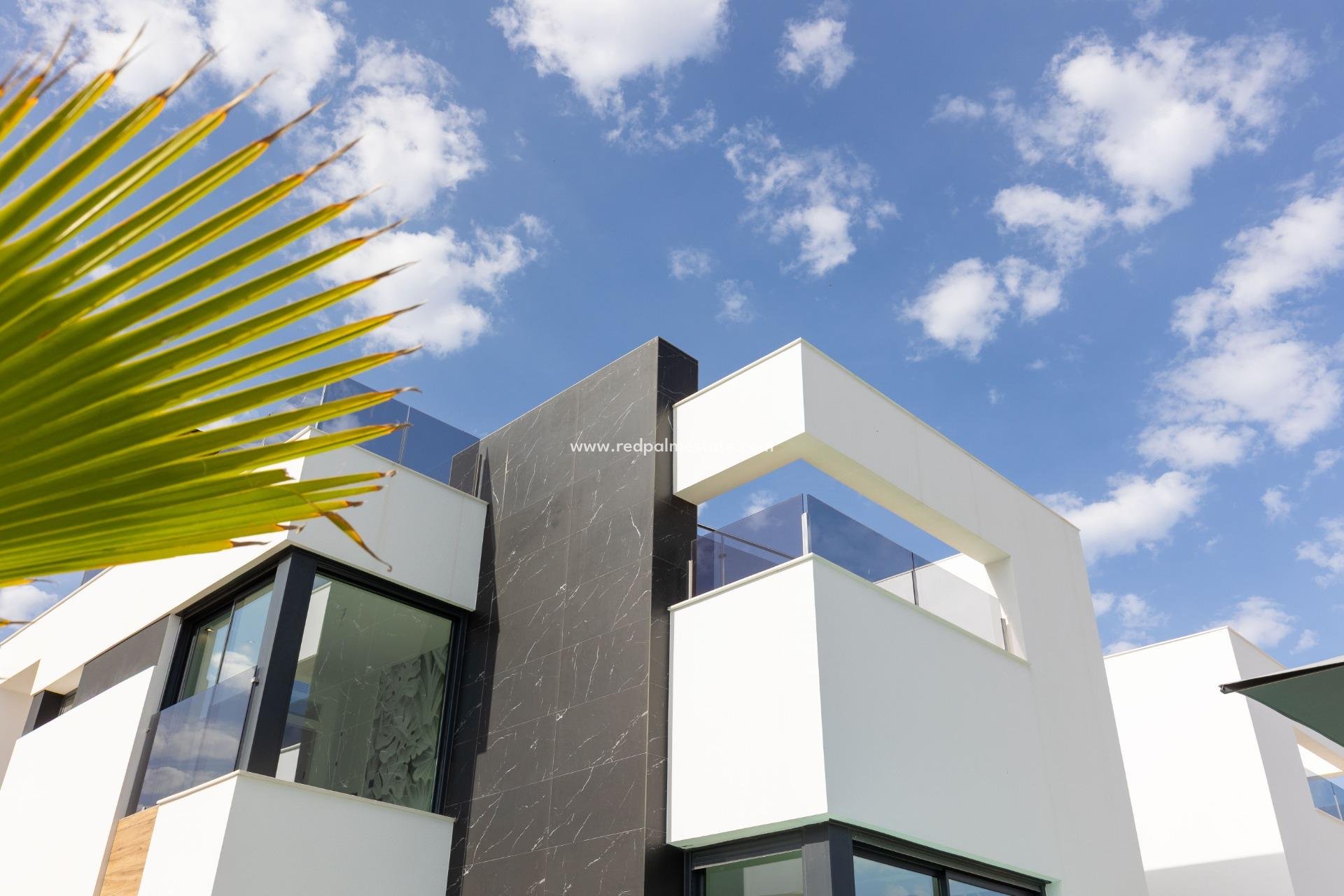 Videresalg - Villa -
Torrevieja - La Siesta - El Salado - Torreta