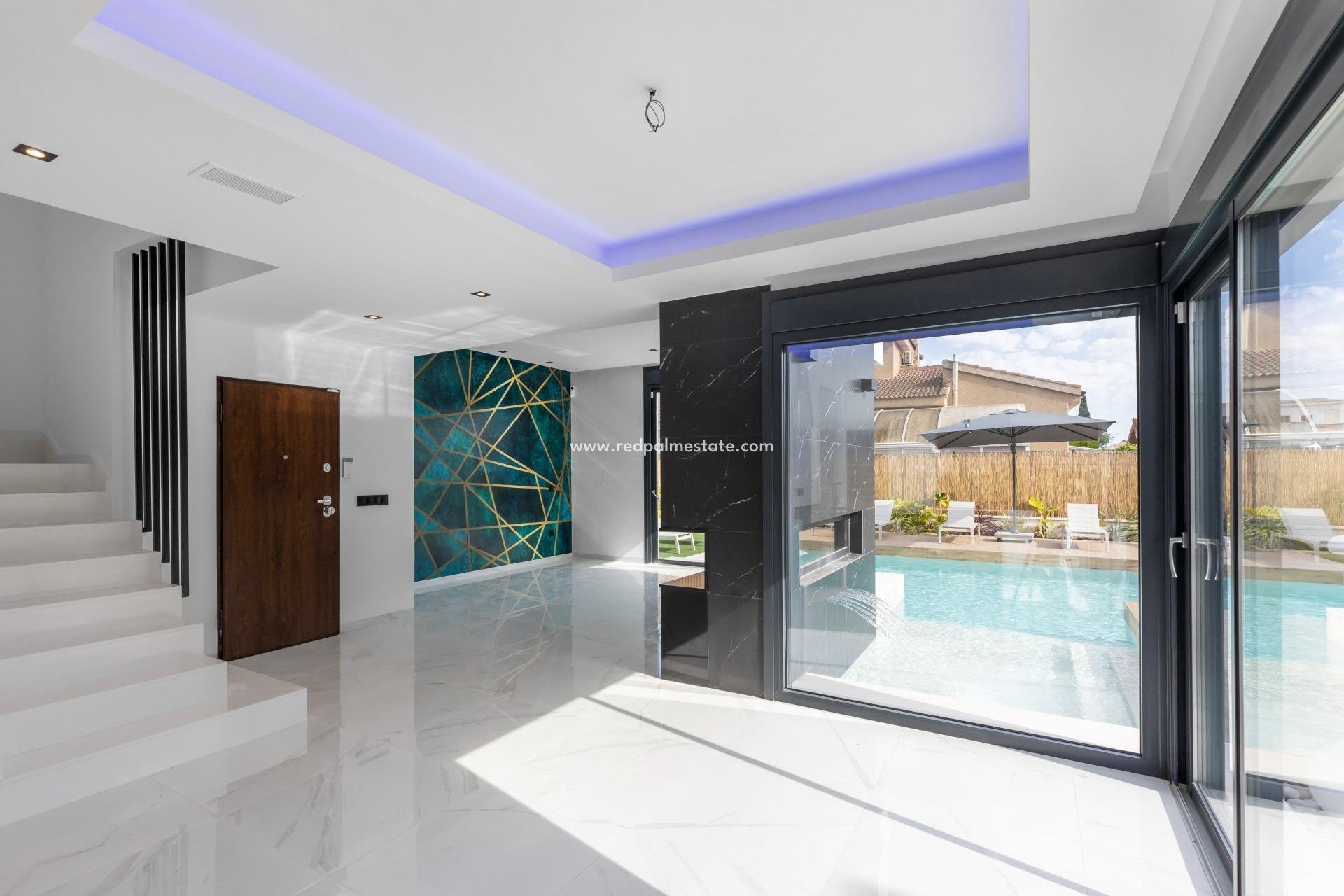 Videresalg - Villa -
Torrevieja - La Siesta - El Salado - Torreta