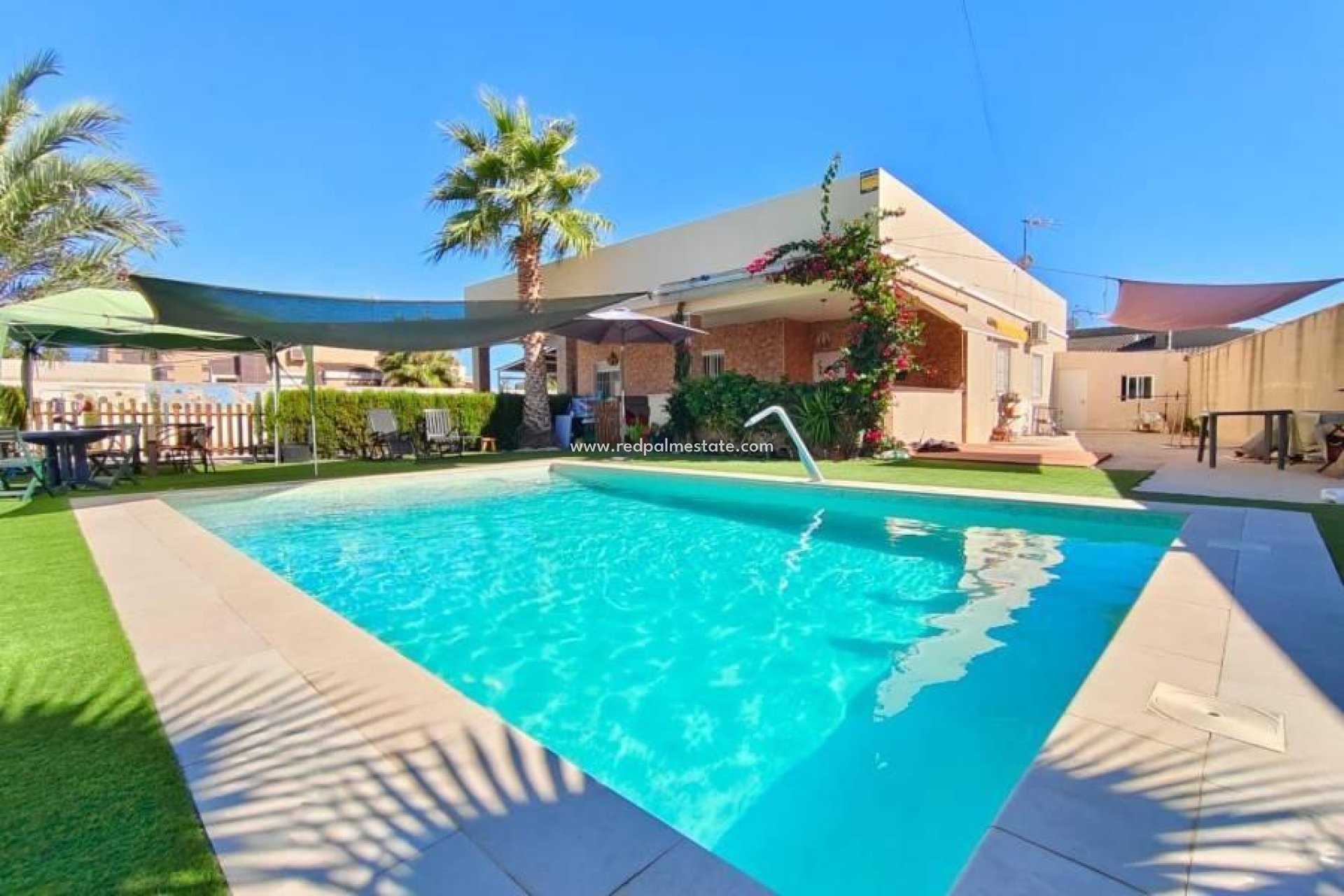 Videresalg - Villa -
Torrevieja - La Siesta - El Salado - Torreta