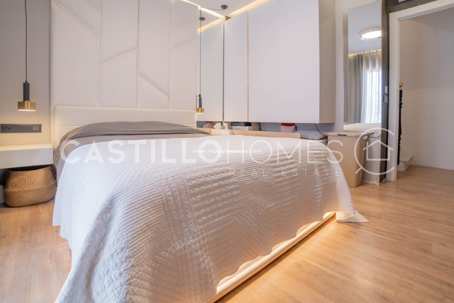 Videresalg - Villa -
Torrevieja - La Siesta - El Salado -  Torreta