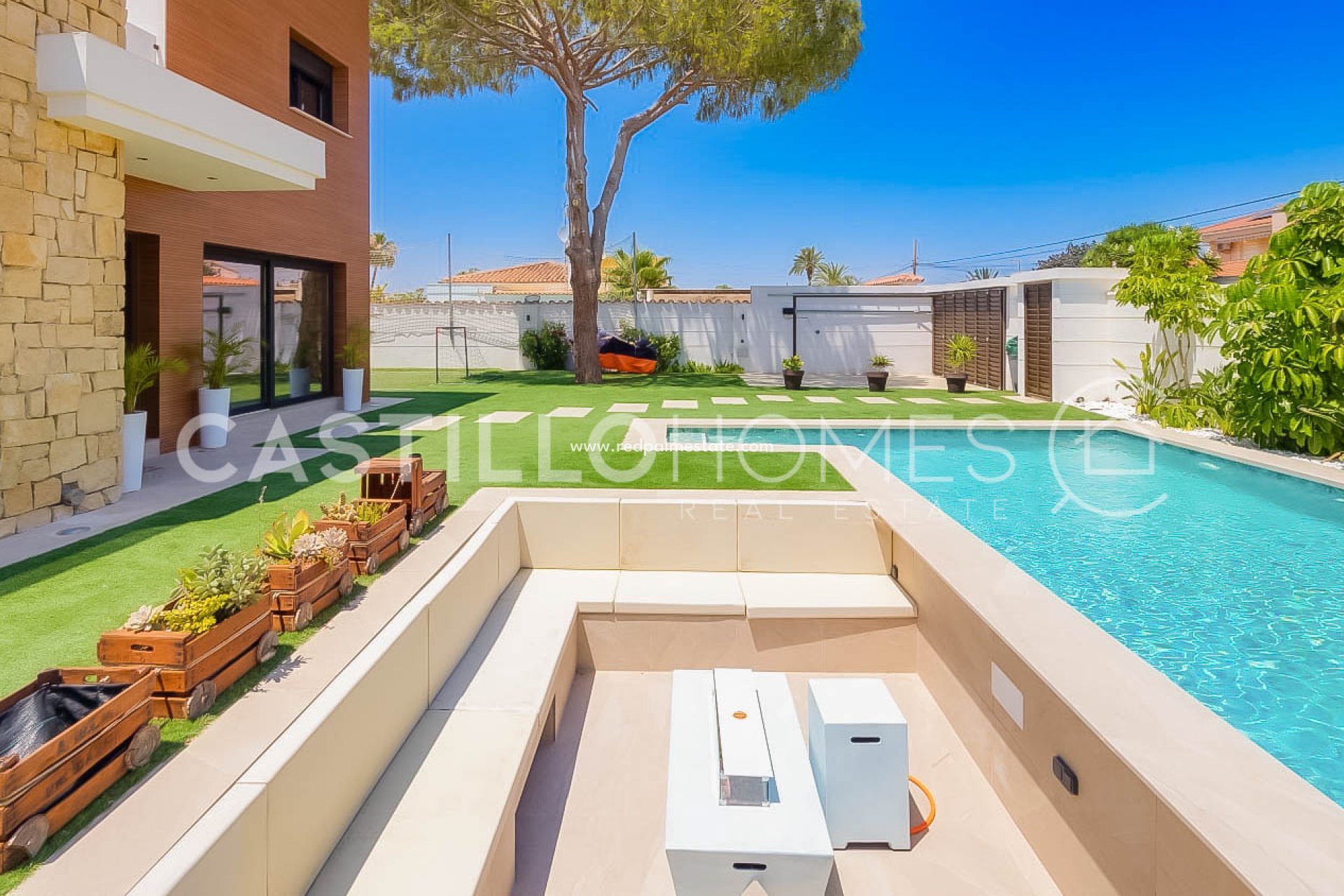 Videresalg - Villa -
Torrevieja - La Siesta - El Salado -  Torreta