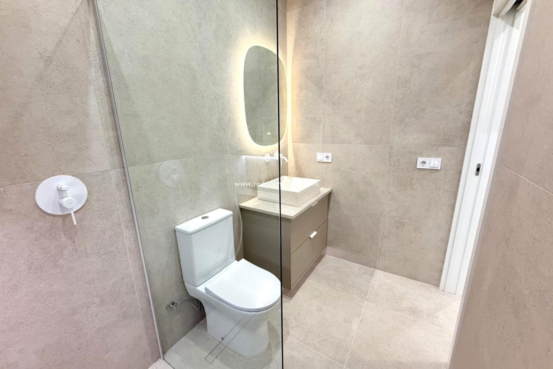 Videresalg - Villa -
Torrevieja - La Siesta - El Salado -  Torreta