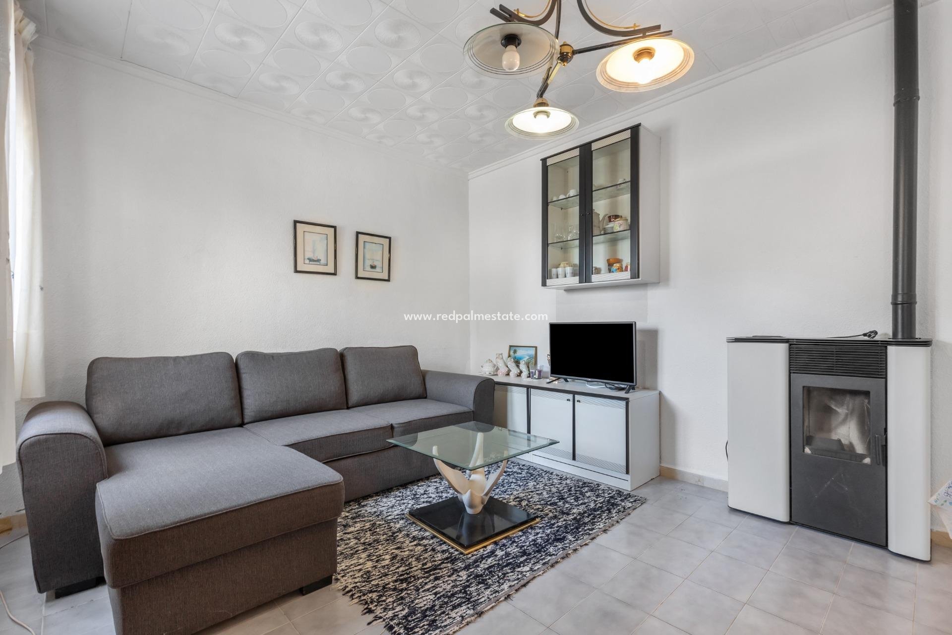 Videresalg - Villa -
Torrevieja - La Siesta - El Salado -  Torreta