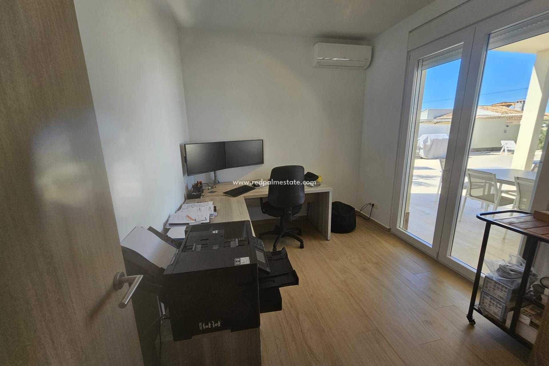 Videresalg - Villa -
Torrevieja - La Siesta - El Salado - Torreta