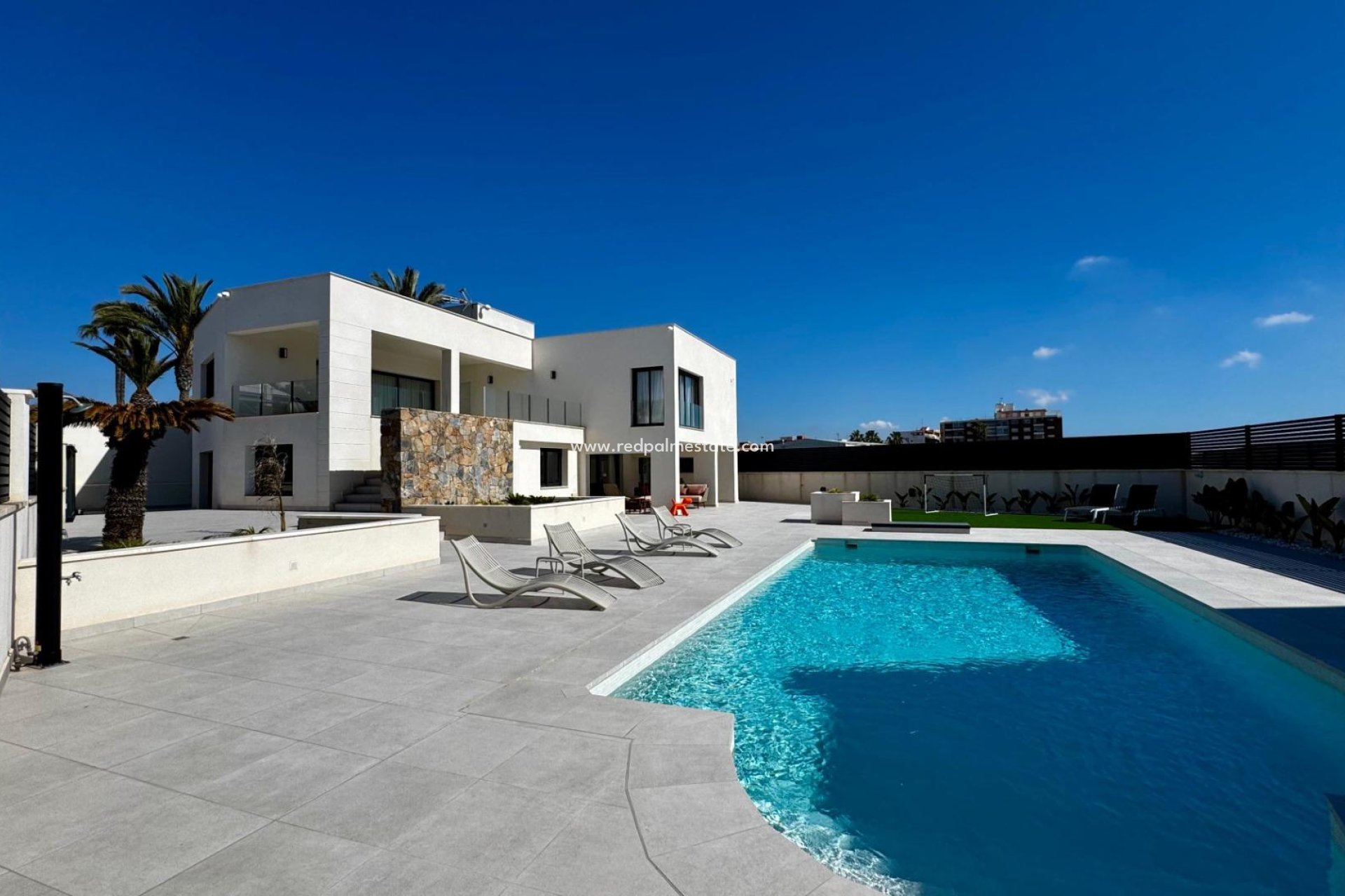 Videresalg - Villa -
Torrevieja - La Veleta