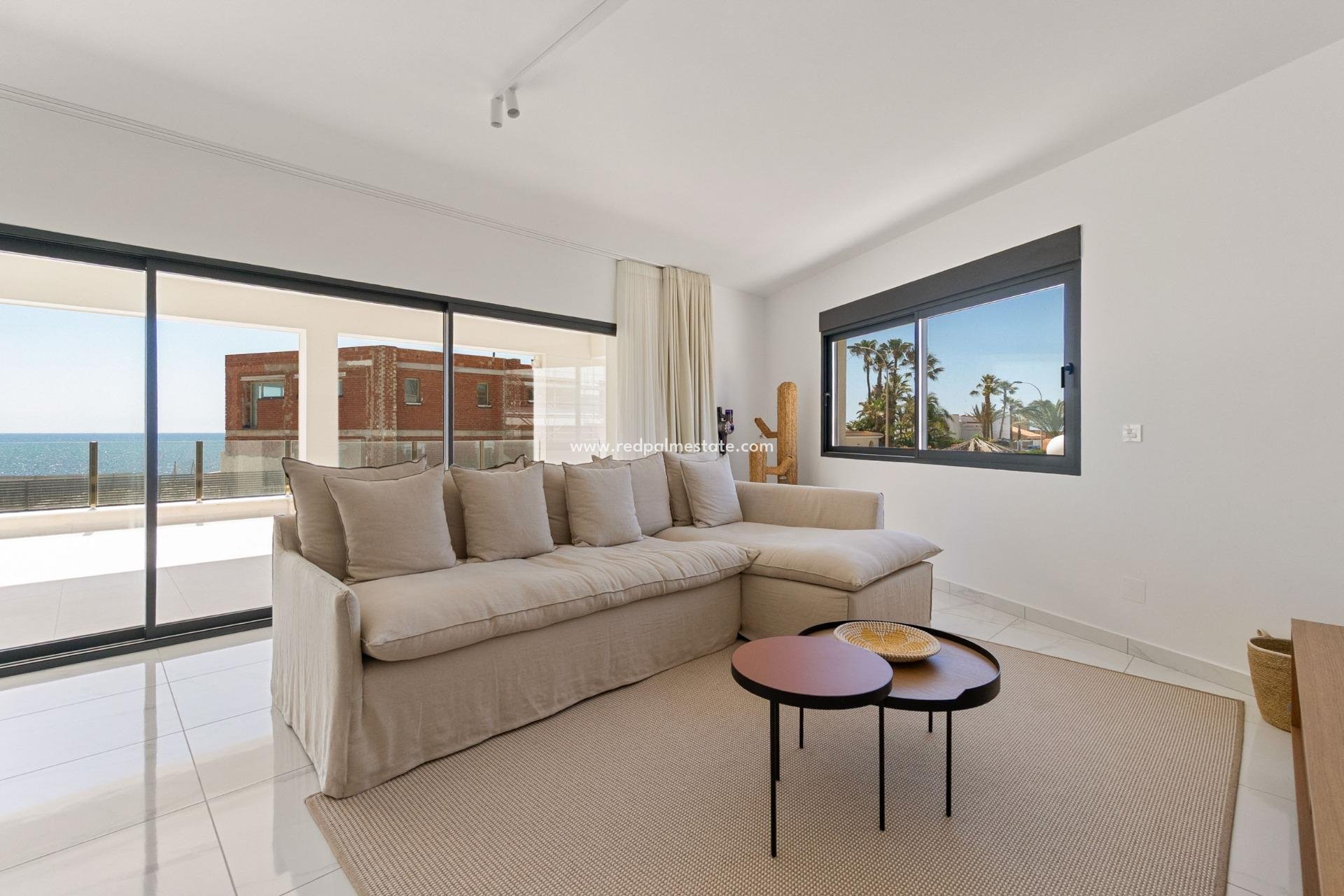 Videresalg - Villa -
Torrevieja - La Veleta