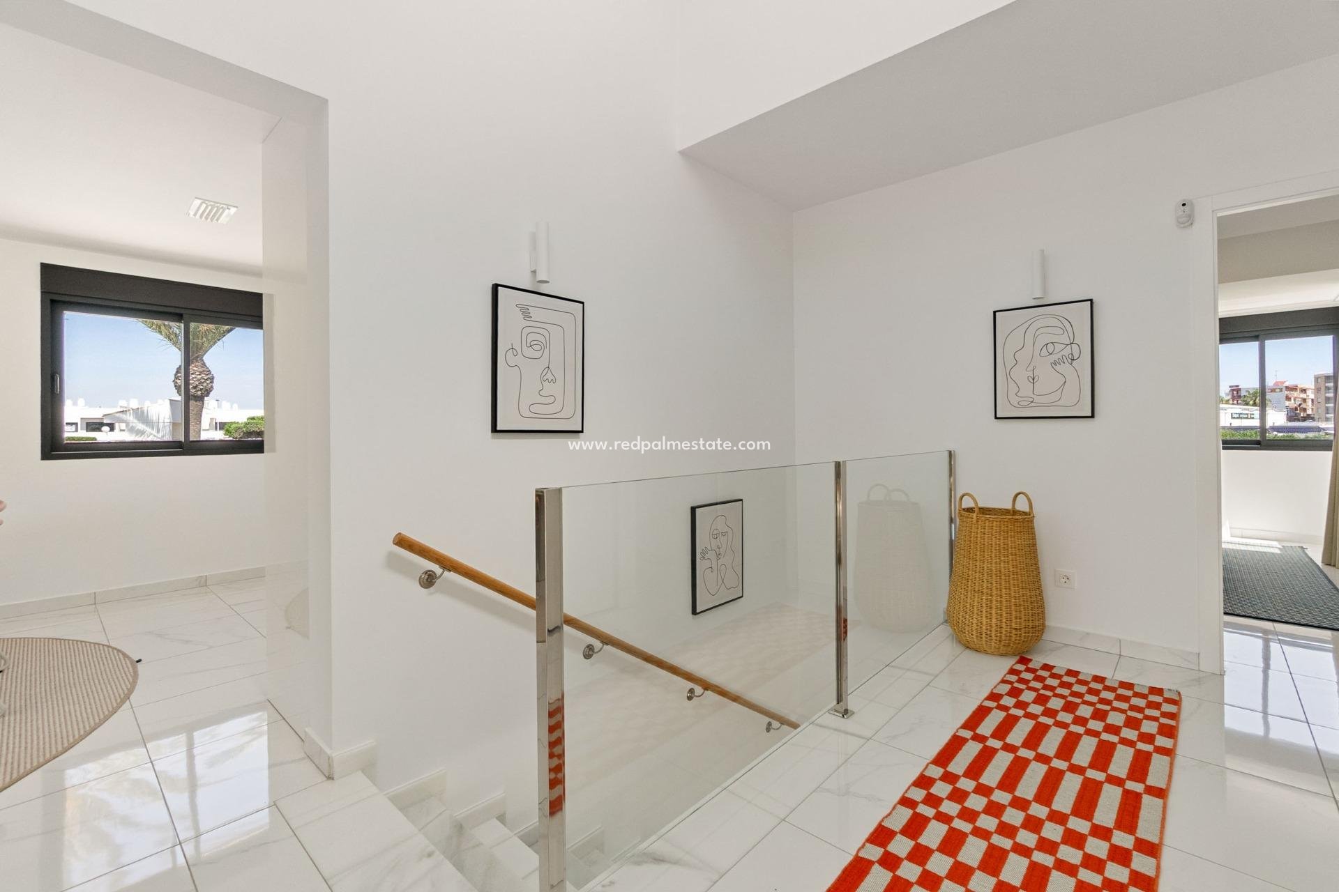 Videresalg - Villa -
Torrevieja - La Veleta