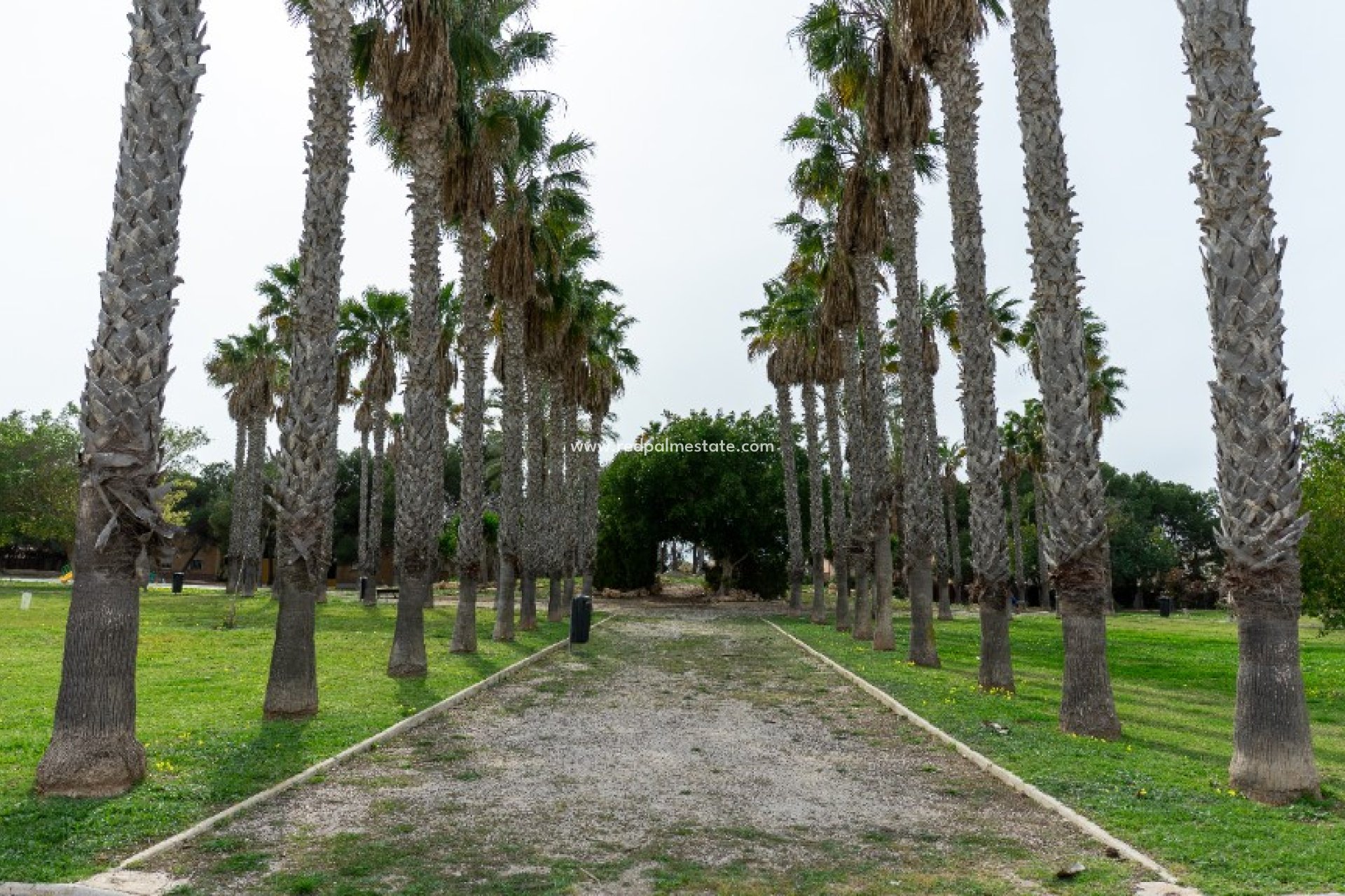 Videresalg - Villa -
Torrevieja - Los Altos