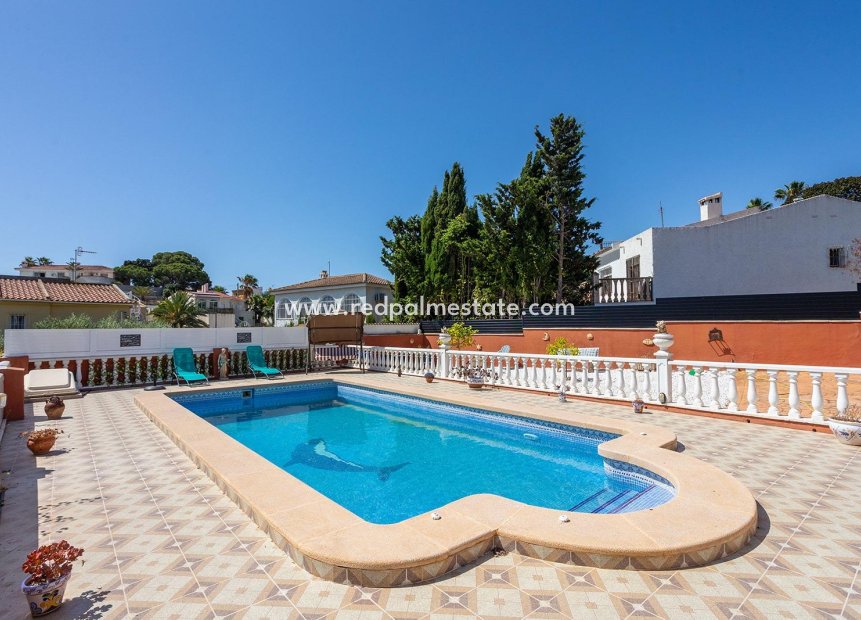 Videresalg - Villa -
Torrevieja - Los balcones