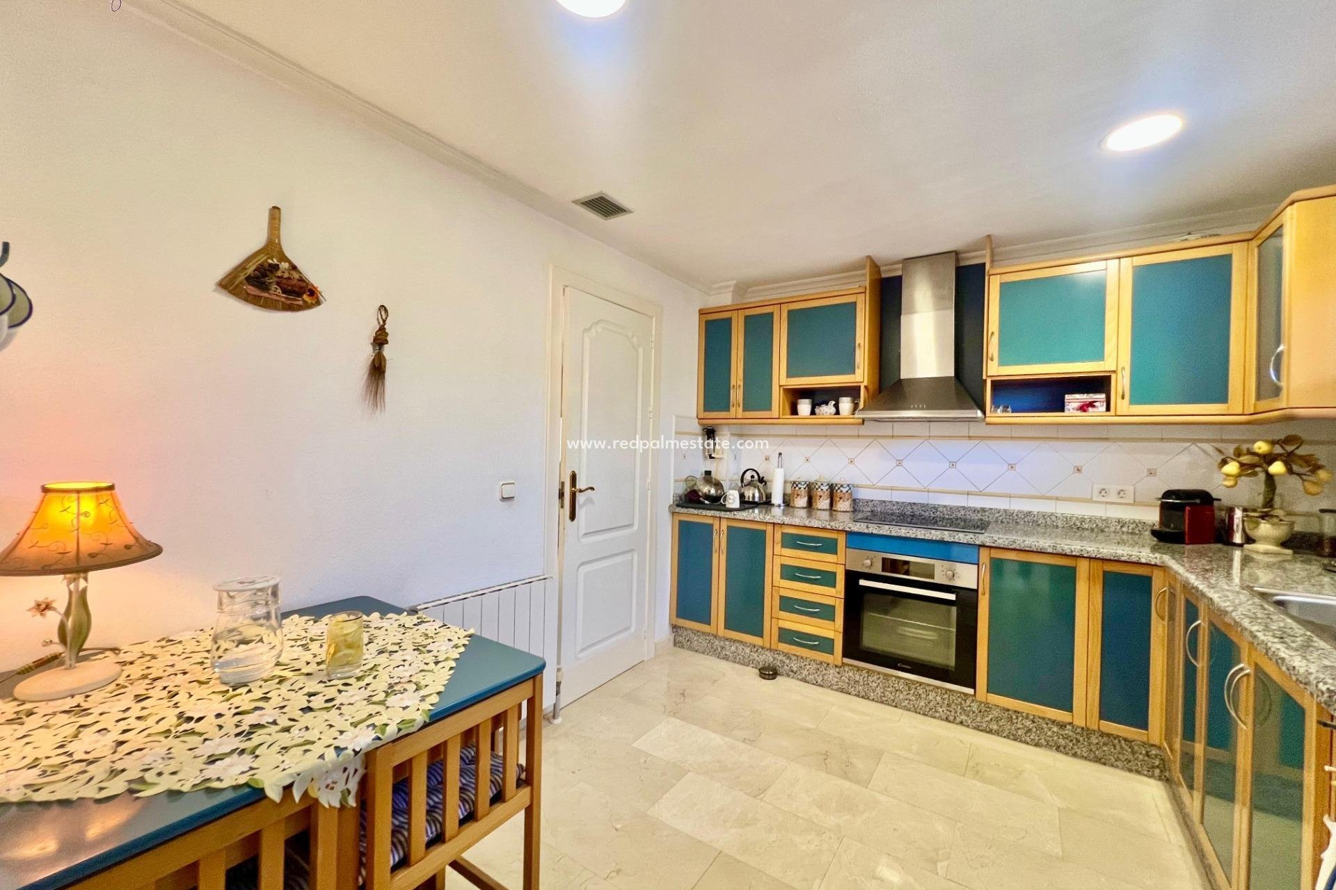 Videresalg - Villa -
Torrevieja - Los balcones