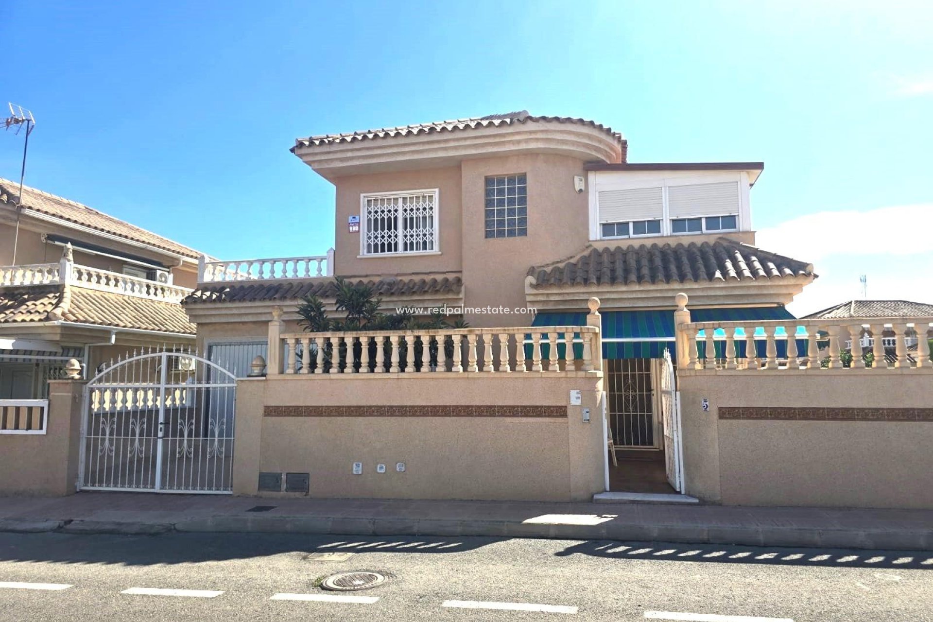 Videresalg - Villa -
Torrevieja - Los balcones