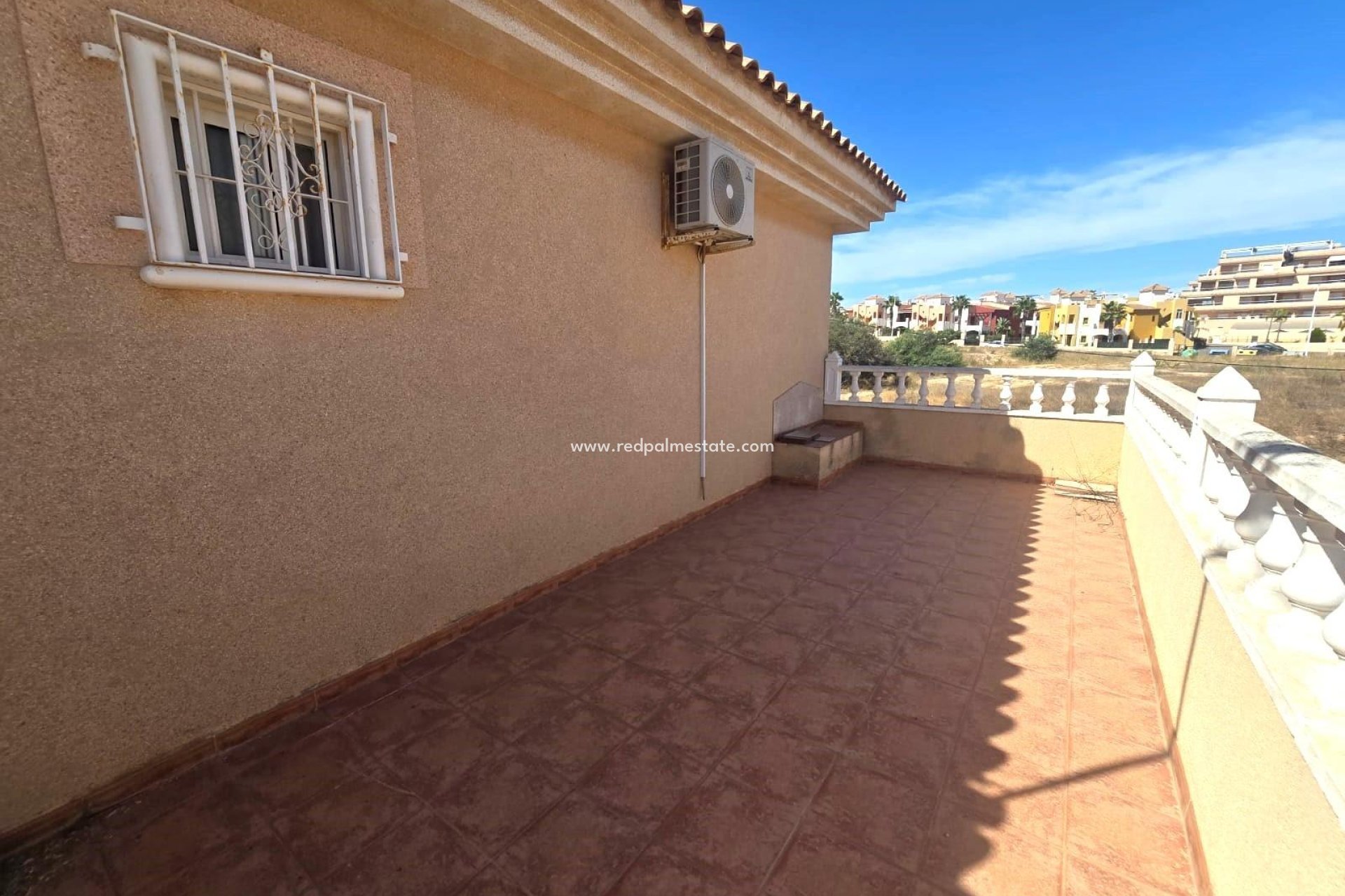 Videresalg - Villa -
Torrevieja - Los balcones