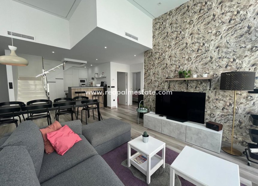 Videresalg - Villa -
Torrevieja - Los balcones