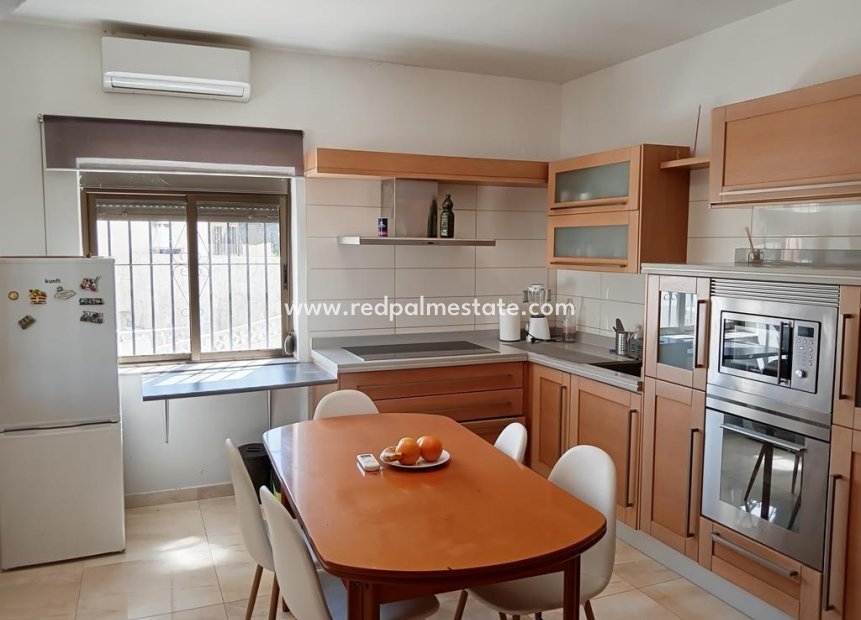 Videresalg - Villa -
Torrevieja - Los balcones