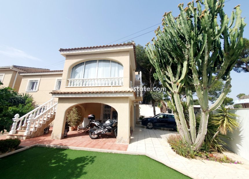 Videresalg - Villa -
Torrevieja - Los balcones