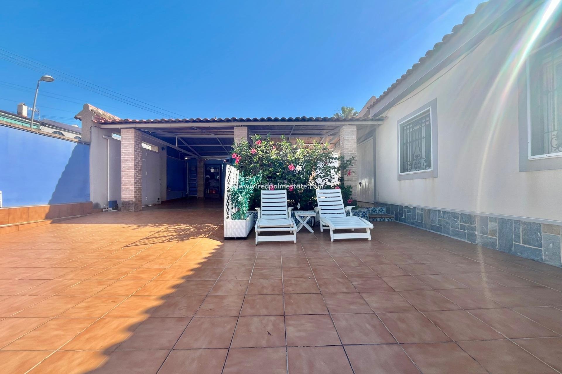 Videresalg - Villa -
Torrevieja - Los balcones