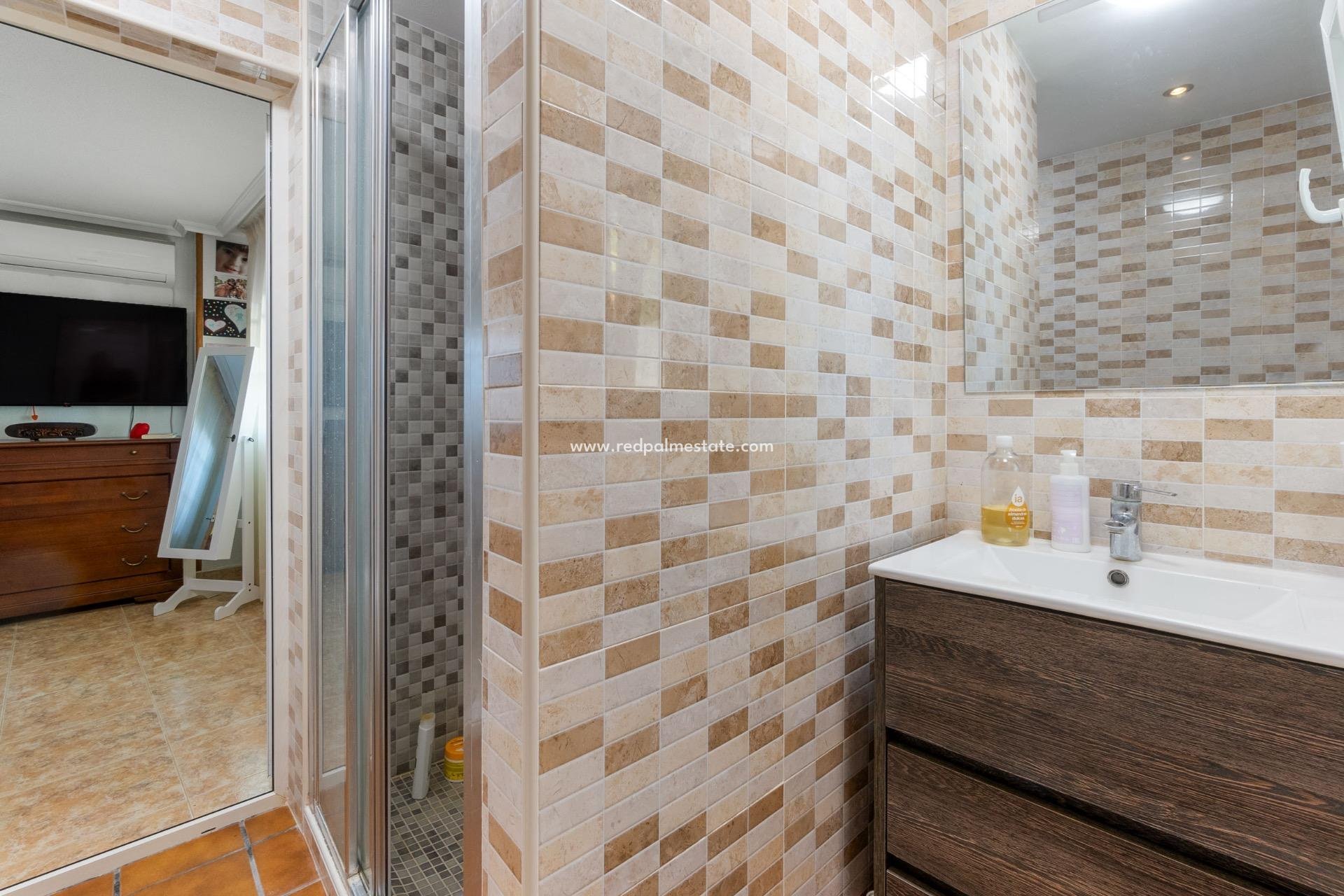 Videresalg - Villa -
Torrevieja - Los balcones