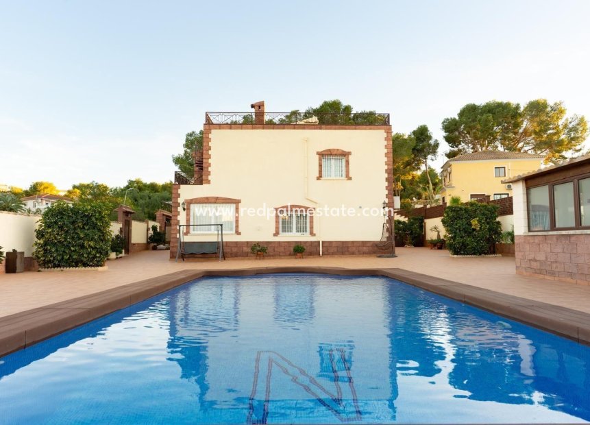 Videresalg - Villa -
Torrevieja - Los balcones