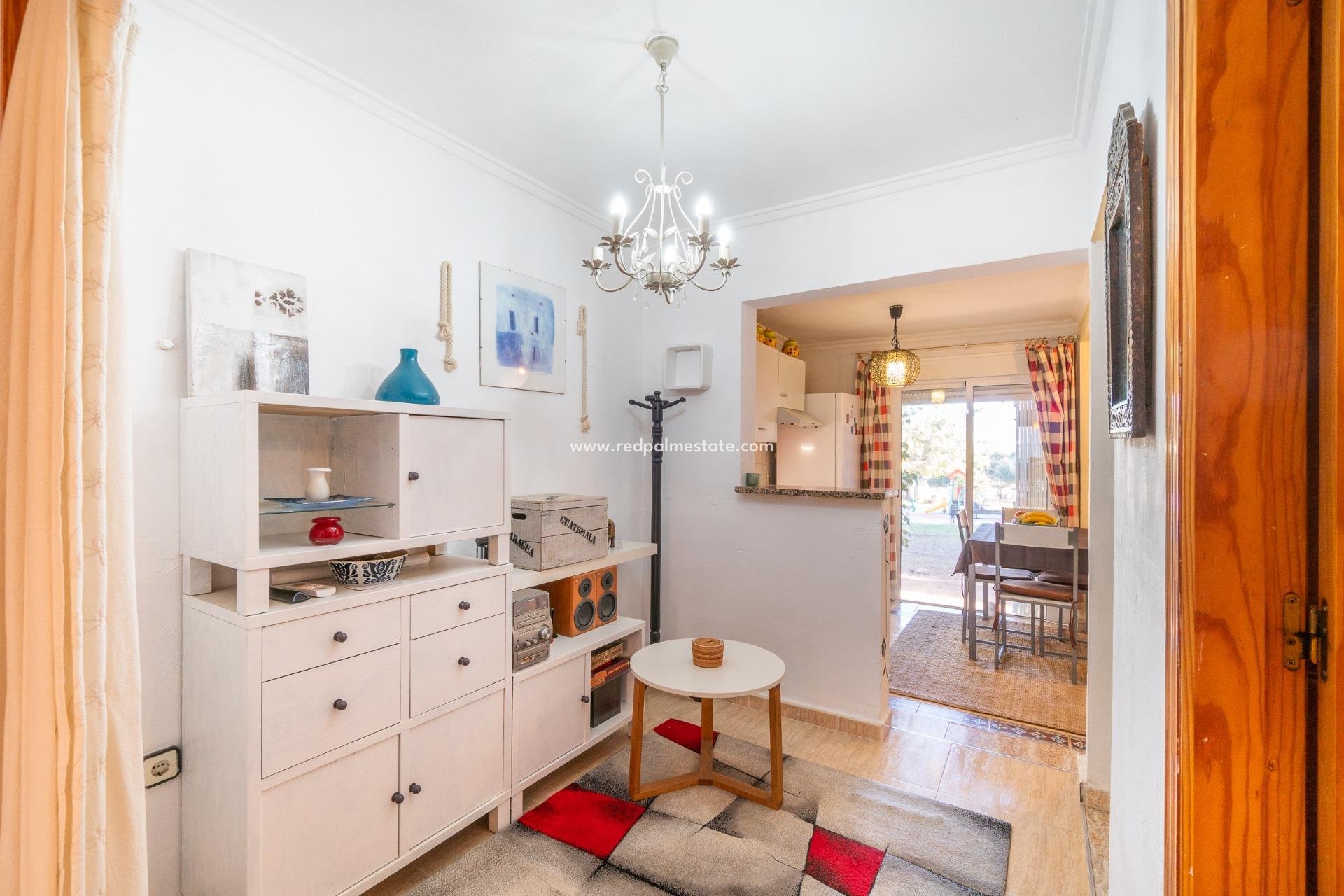 Videresalg - Villa -
Torrevieja - Los balcones