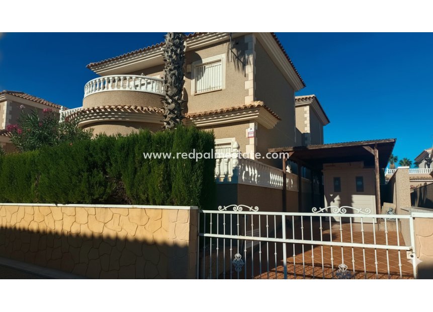 Videresalg - Villa -
Torrevieja - Los balcones