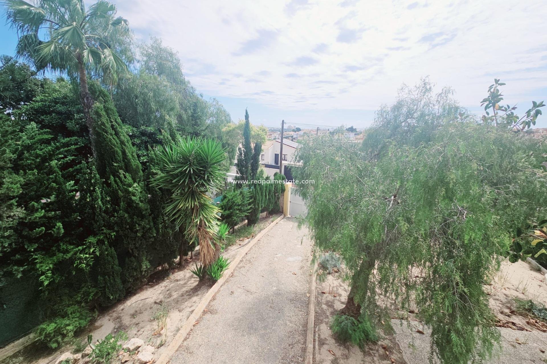 Videresalg - Villa -
Torrevieja - Los balcones