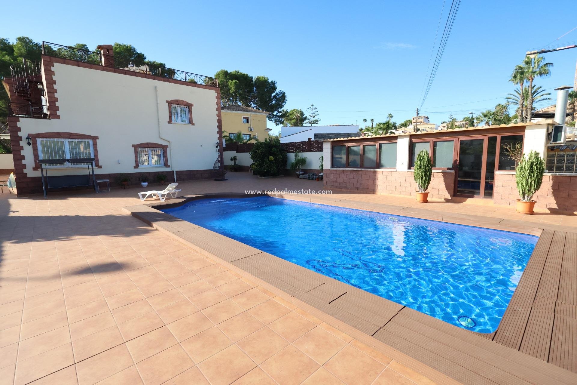 Videresalg - Villa -
Torrevieja - Los balcones