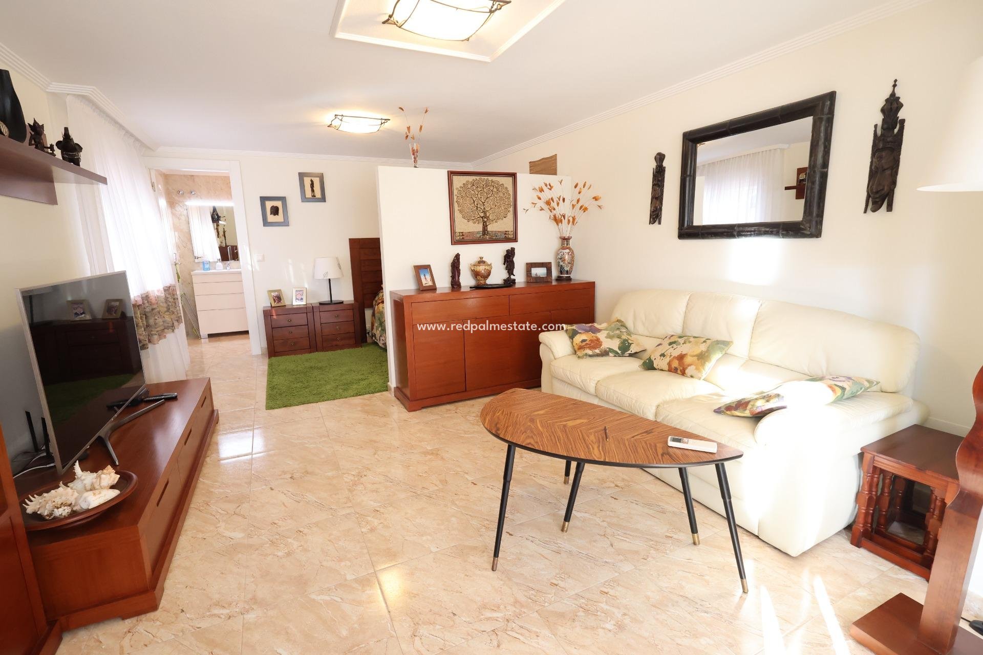 Videresalg - Villa -
Torrevieja - Los balcones