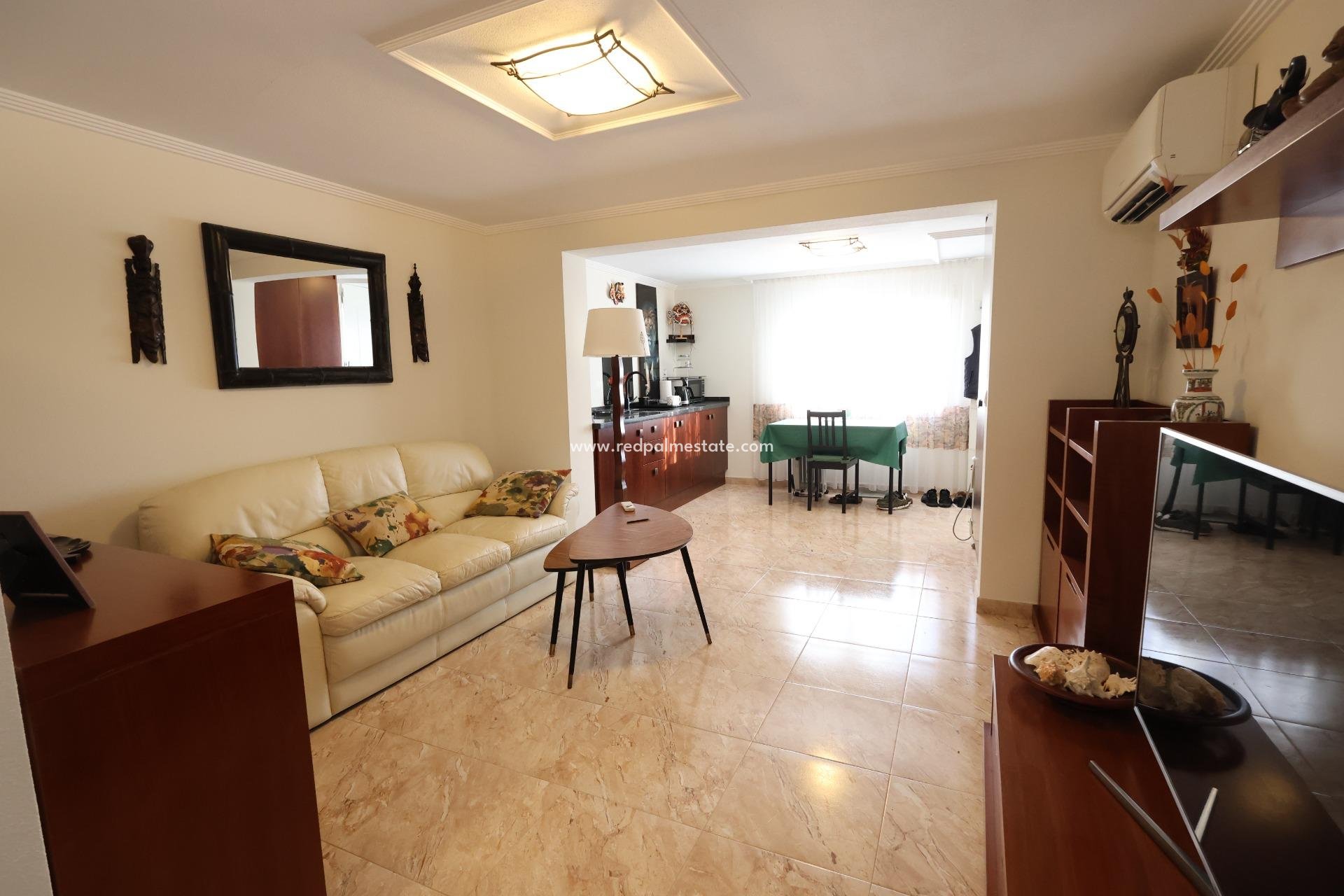 Videresalg - Villa -
Torrevieja - Los balcones