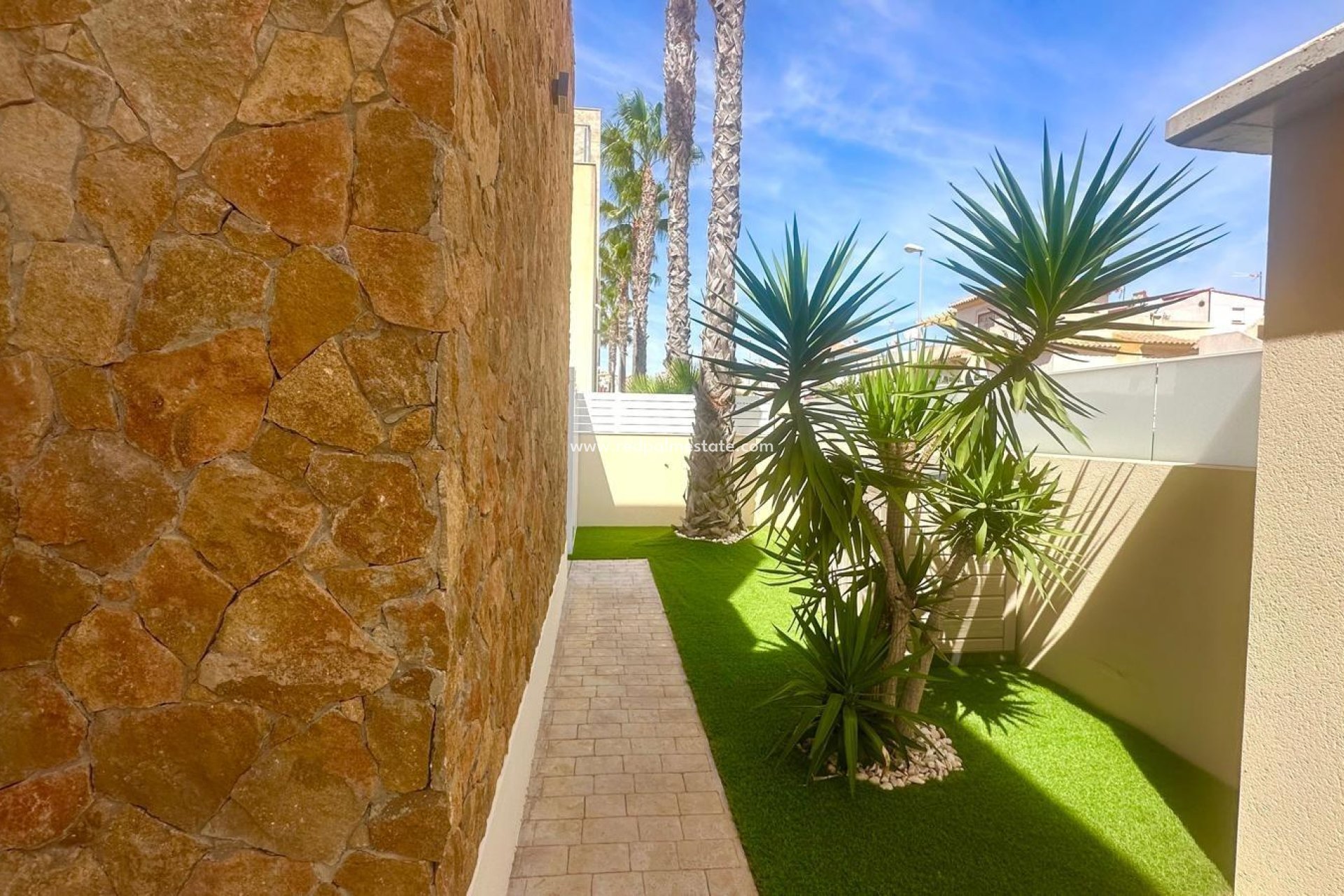 Videresalg - Villa -
Torrevieja - Miramar - Torre Del Moro