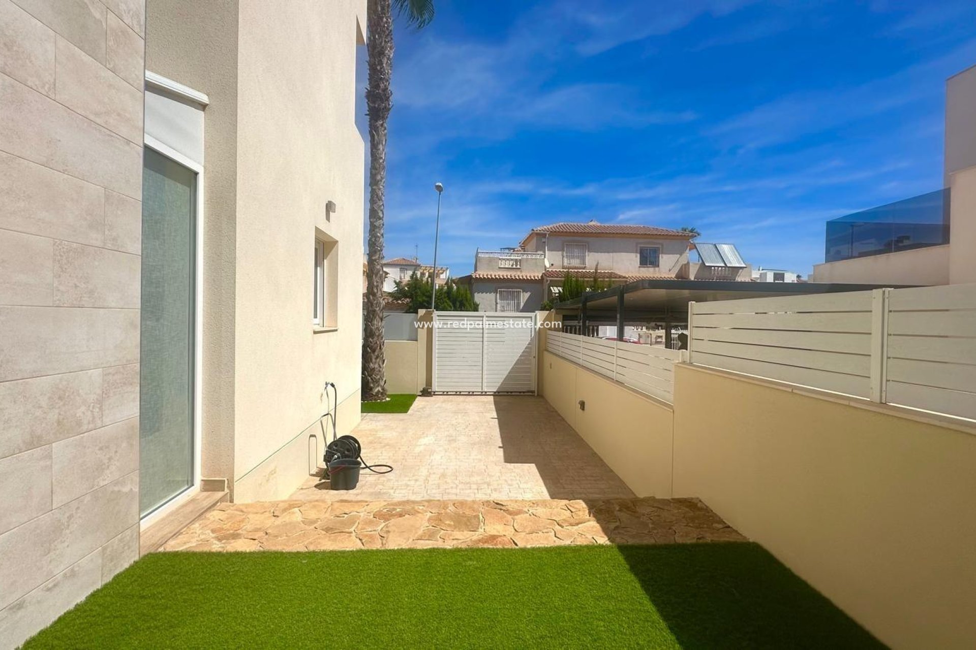 Videresalg - Villa -
Torrevieja - Miramar - Torre Del Moro