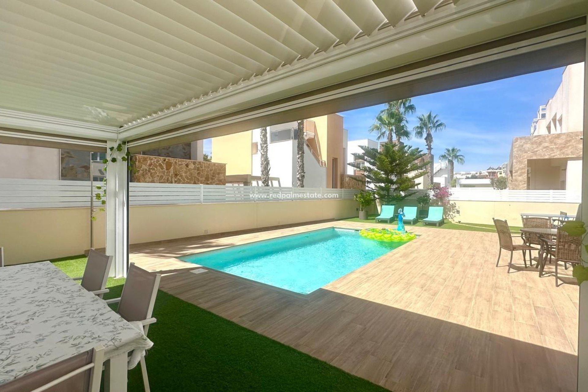 Videresalg - Villa -
Torrevieja - Miramar - Torre Del Moro