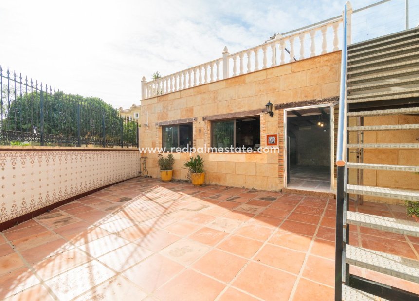 Videresalg - Villa -
Torrevieja - Orihuela costa