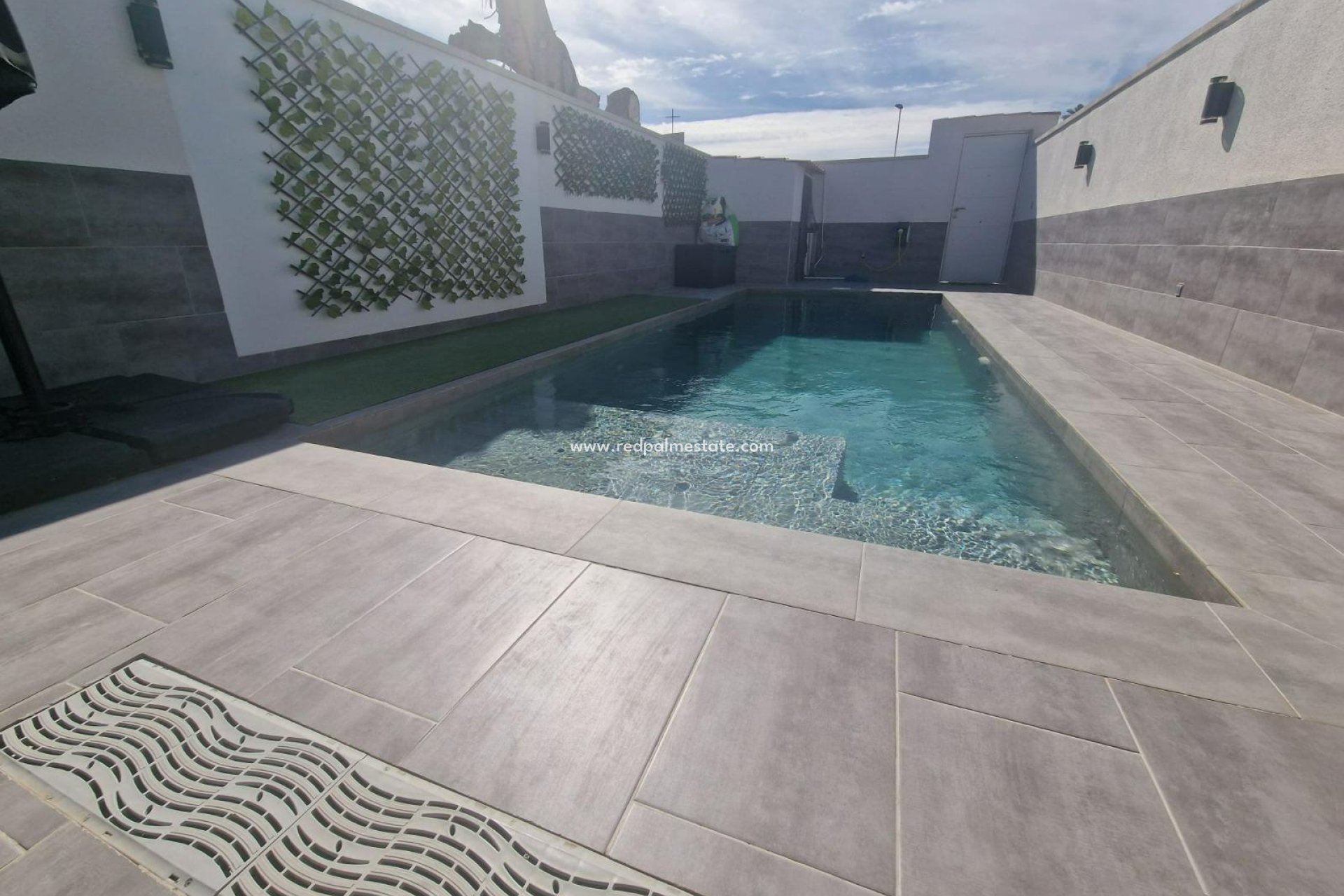 Videresalg - Villa -
Torrevieja - Paseo maritimo