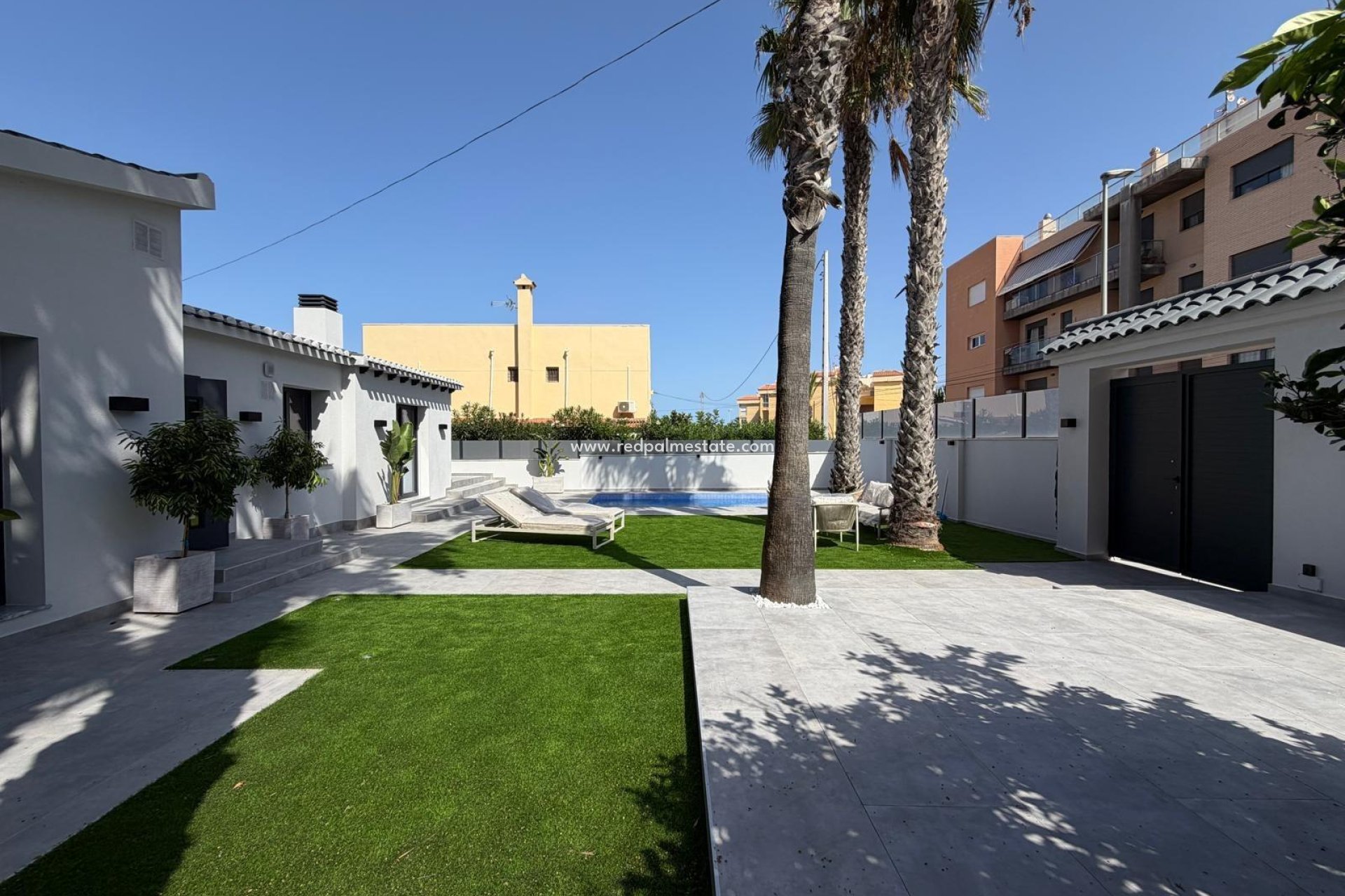 Videresalg - Villa -
Torrevieja - Punta prima