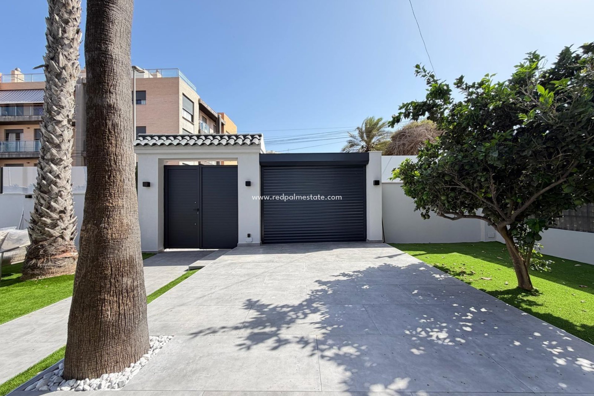 Videresalg - Villa -
Torrevieja - Punta prima