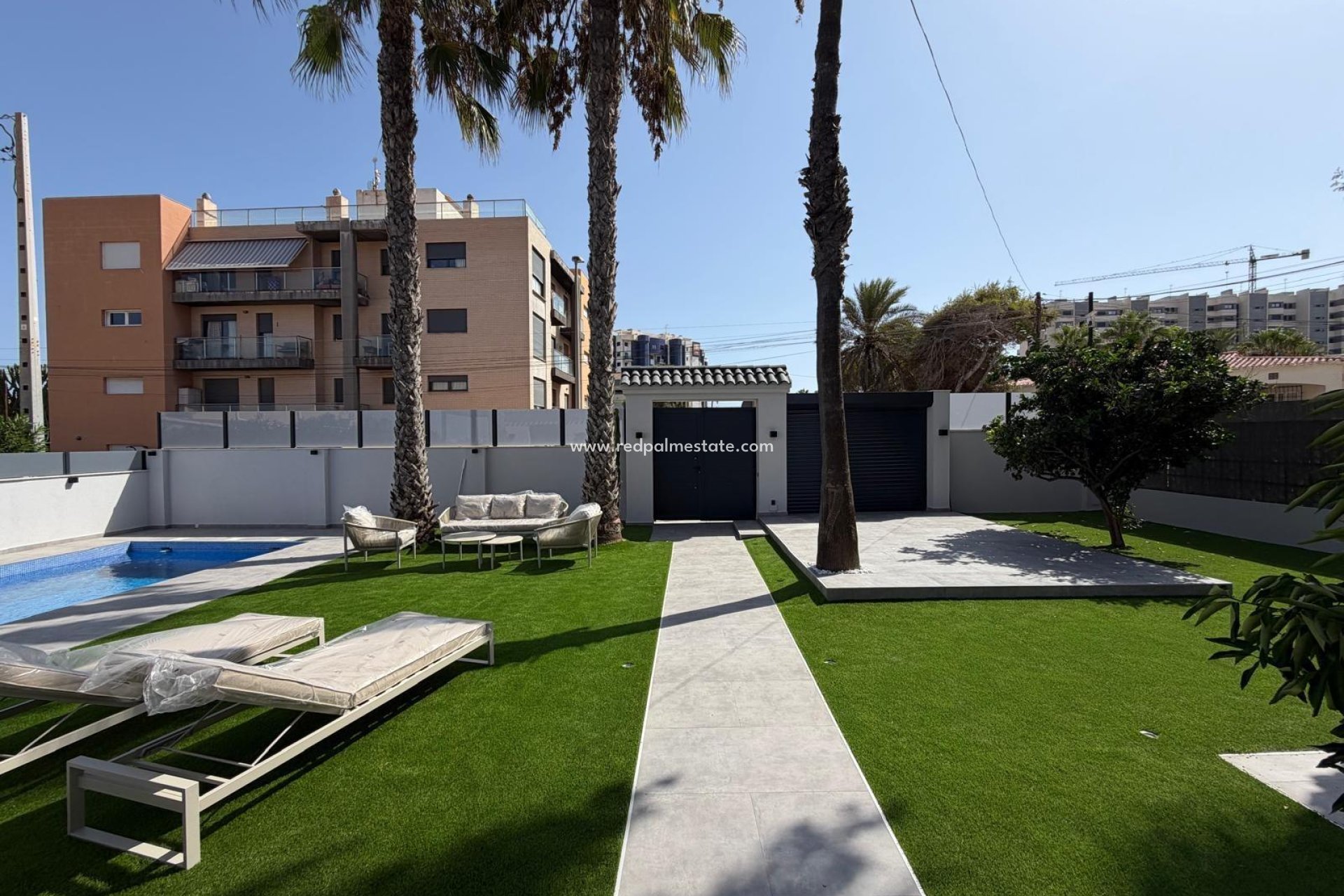 Videresalg - Villa -
Torrevieja - Punta prima