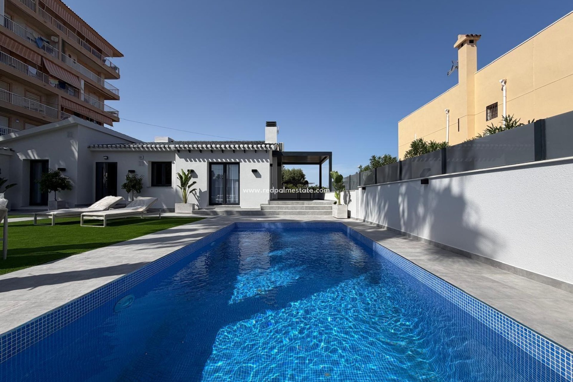 Videresalg - Villa -
Torrevieja - Punta prima
