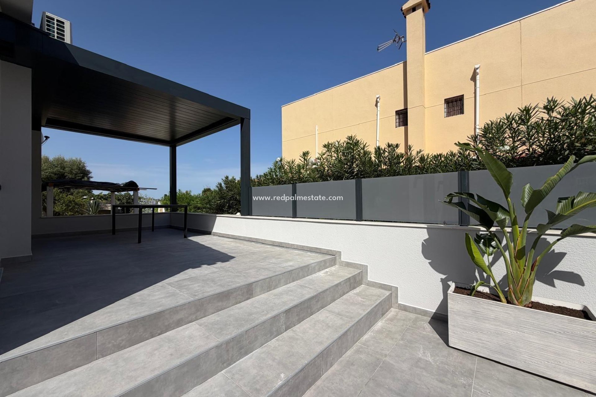 Videresalg - Villa -
Torrevieja - Punta prima