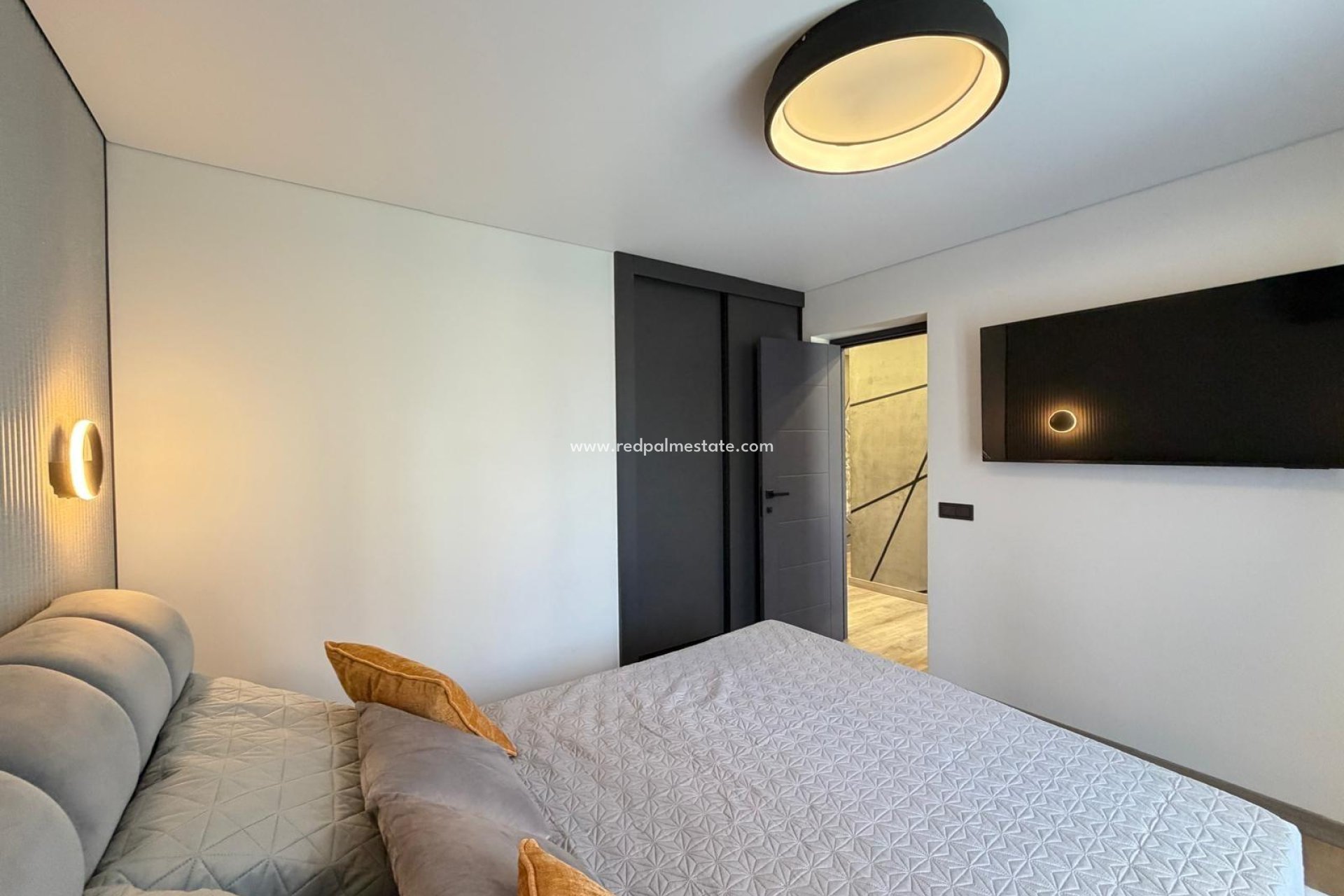 Videresalg - Villa -
Torrevieja - Punta prima