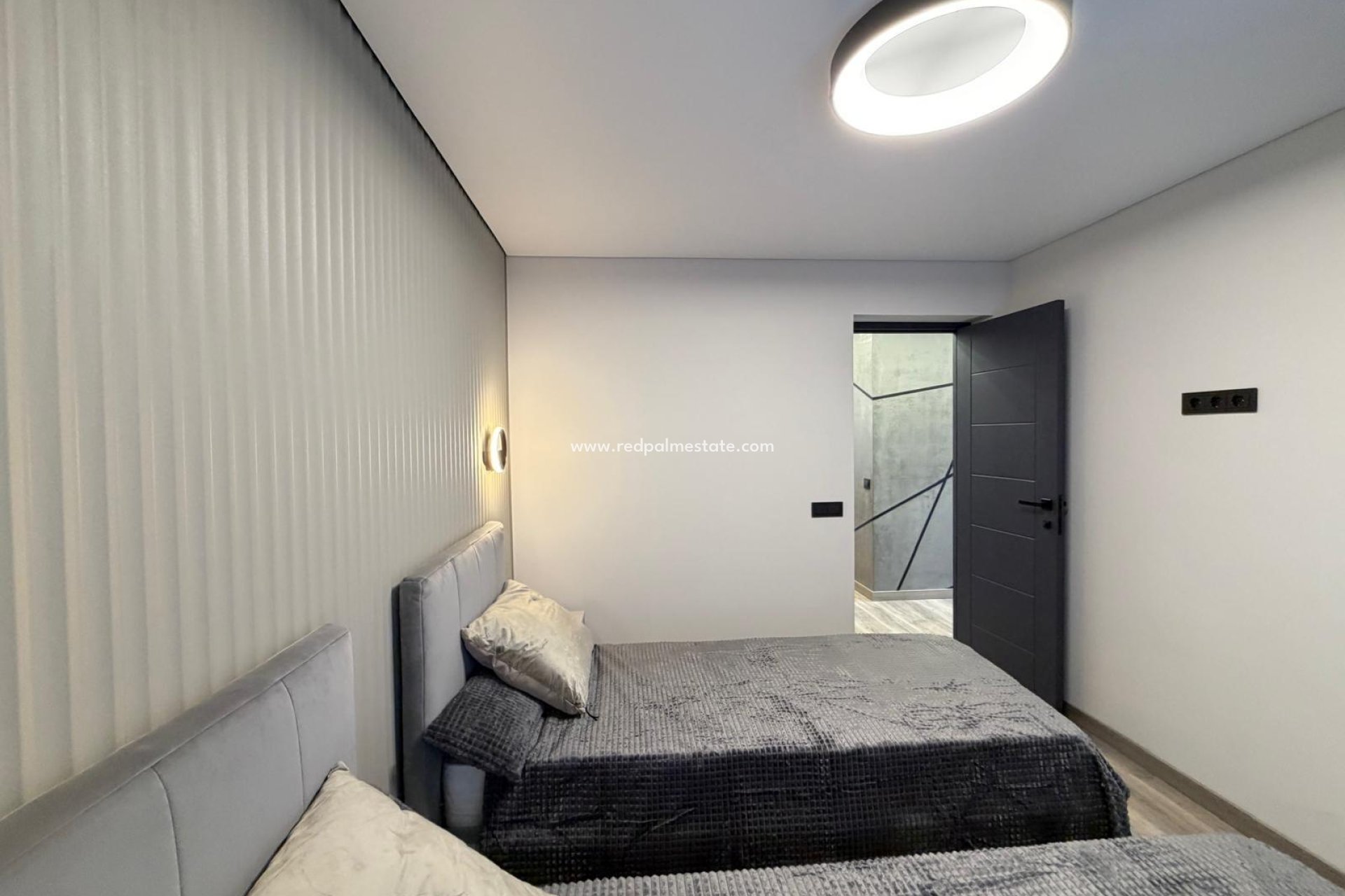 Videresalg - Villa -
Torrevieja - Punta prima