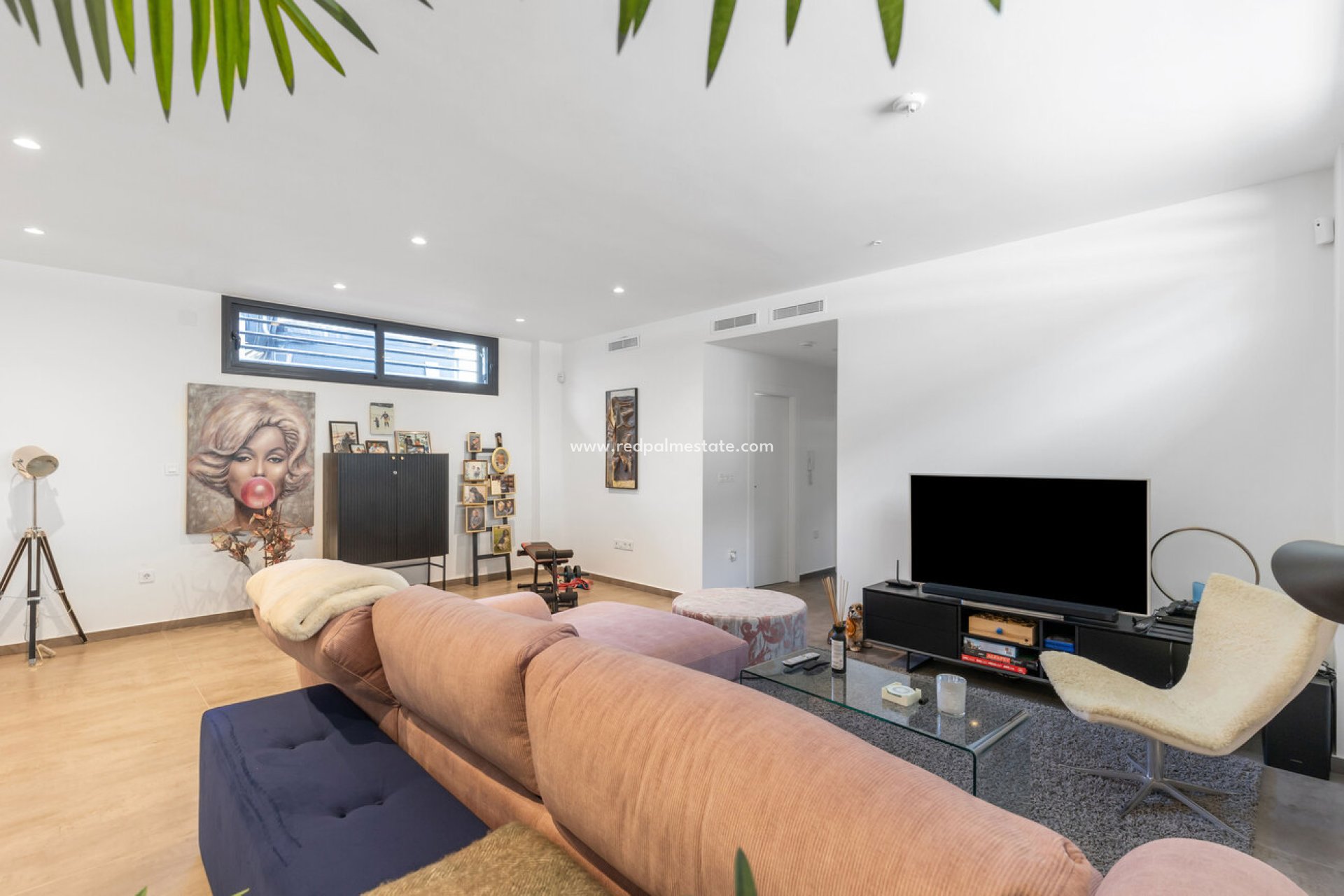 Videresalg - Villa -
Torrevieja - Rosaleda