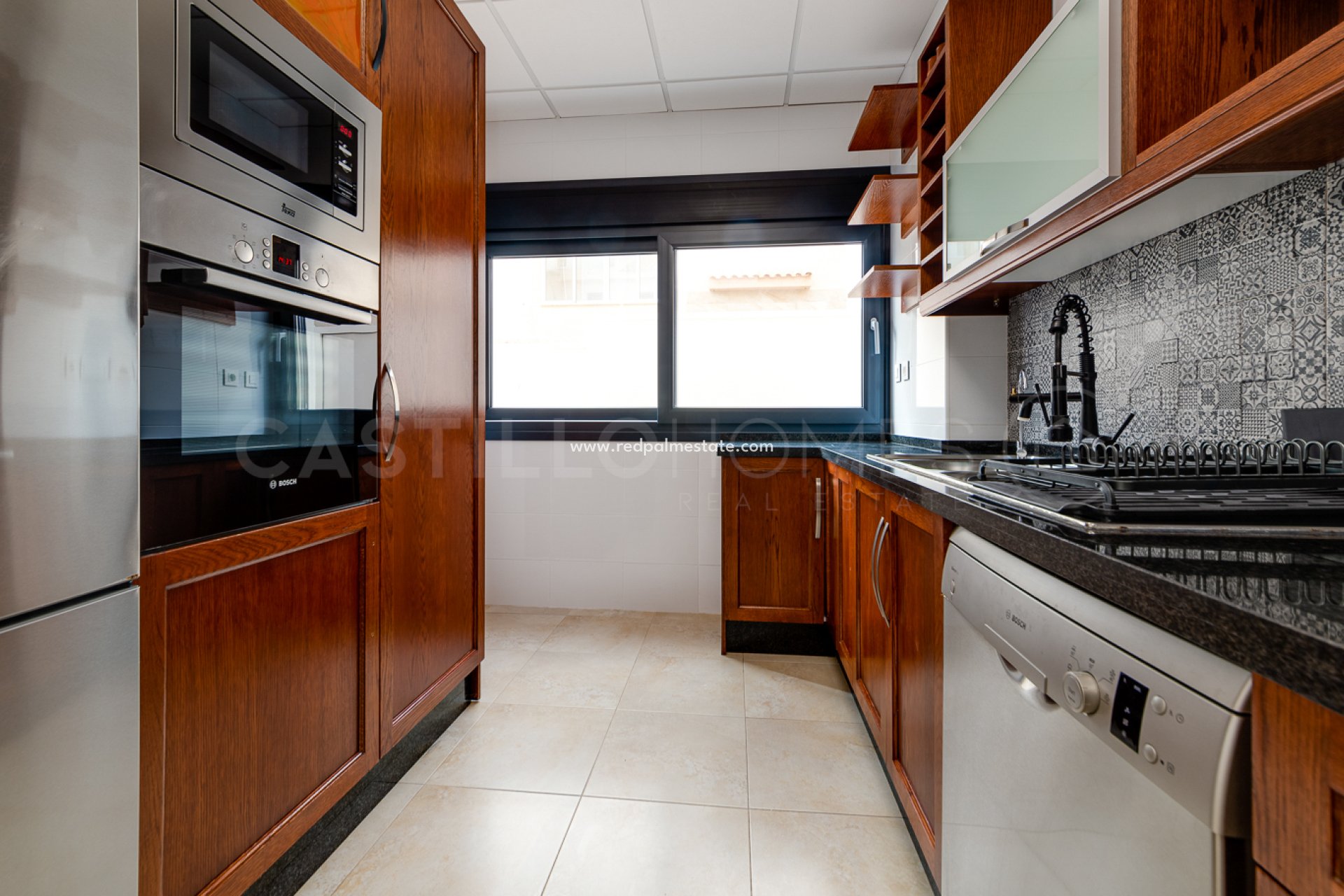 Videresalg - Villa -
Torrevieja - Torre del moro