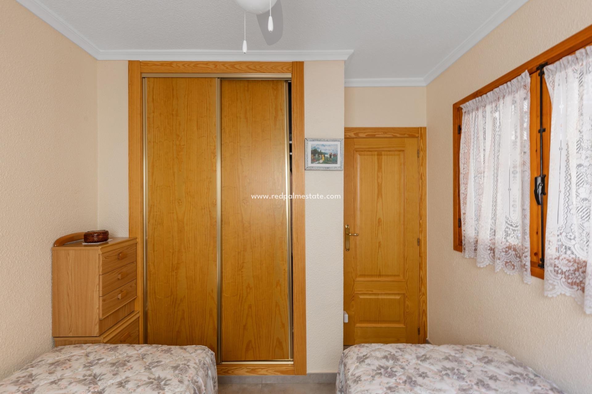 Videresalg - Villa -
Torrevieja - Torreblanca