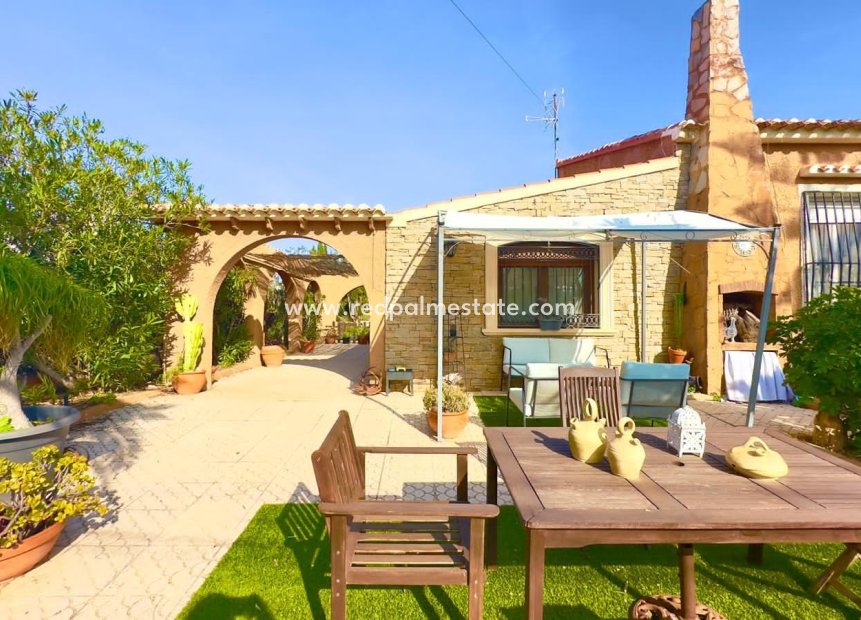 Videresalg - Villa -
Torrevieja - Torreblanca