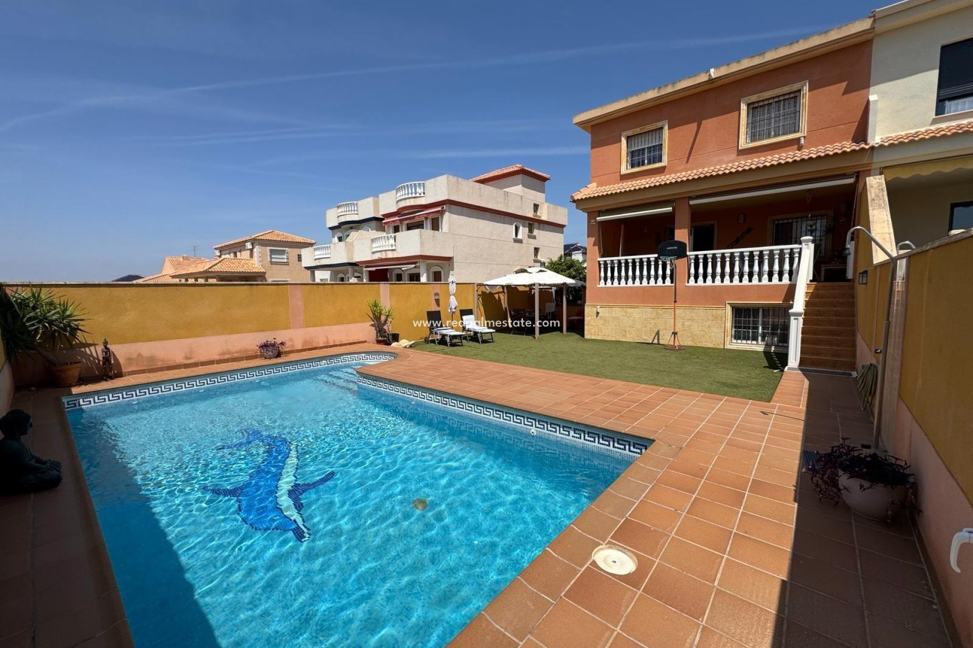 Videresalg - Villa -
Torrevieja - Zona Los Frutales