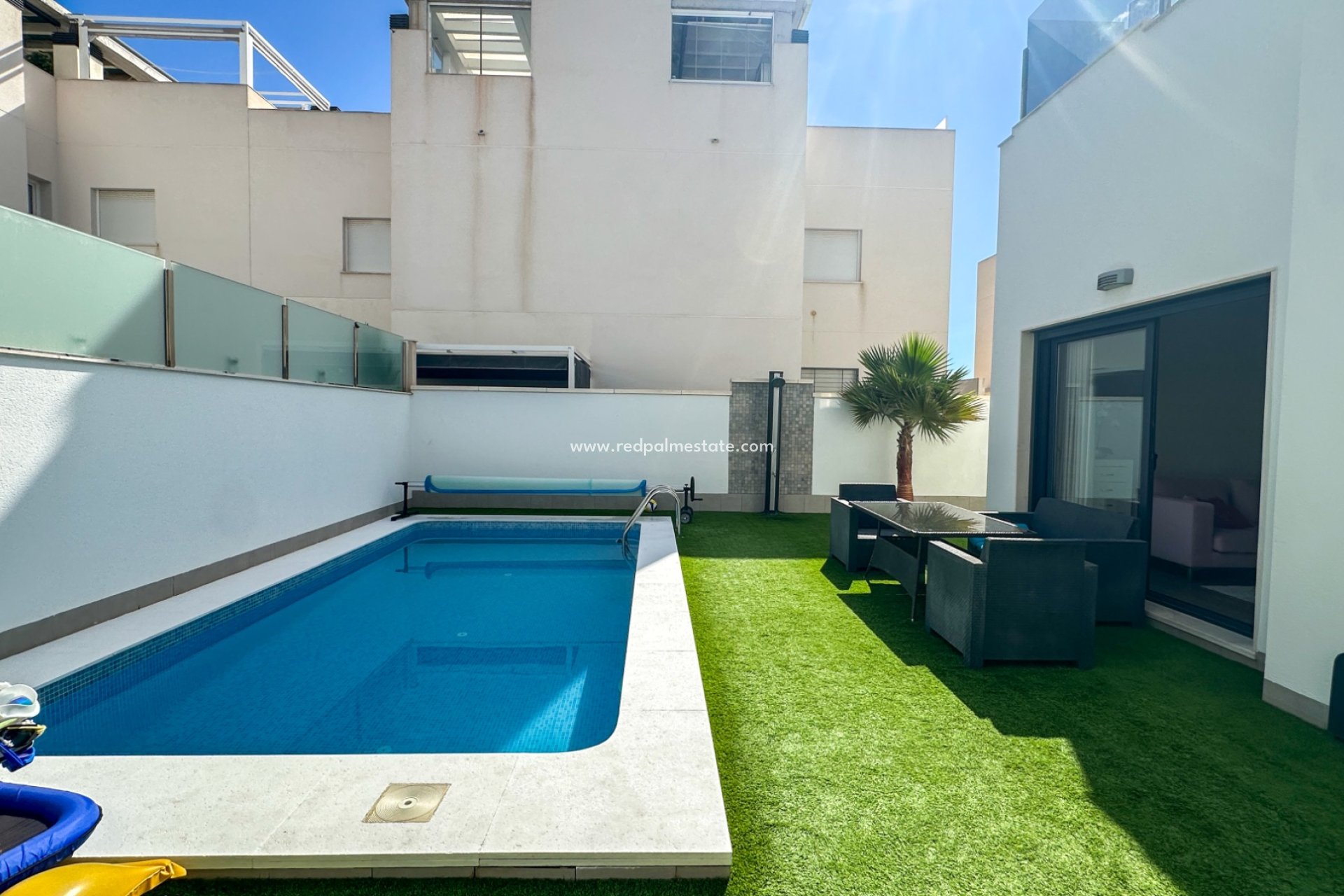 Videresalg - Villa -
Torrevieja
