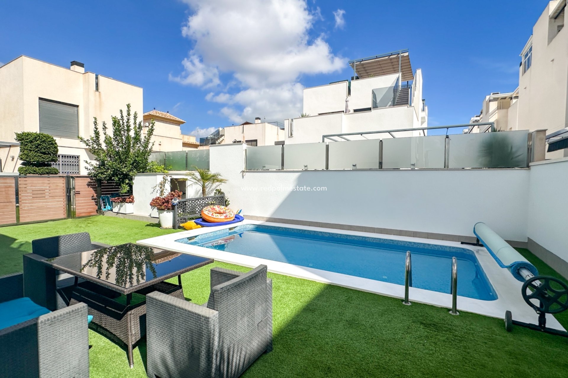 Videresalg - Villa -
Torrevieja