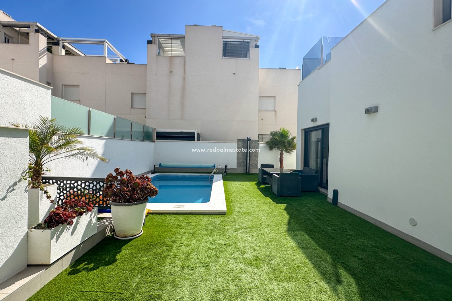 Videresalg - Villa -
Torrevieja