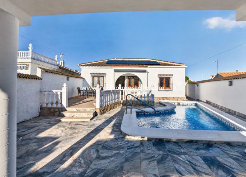 Videresalg - Villa -
Torrevieja