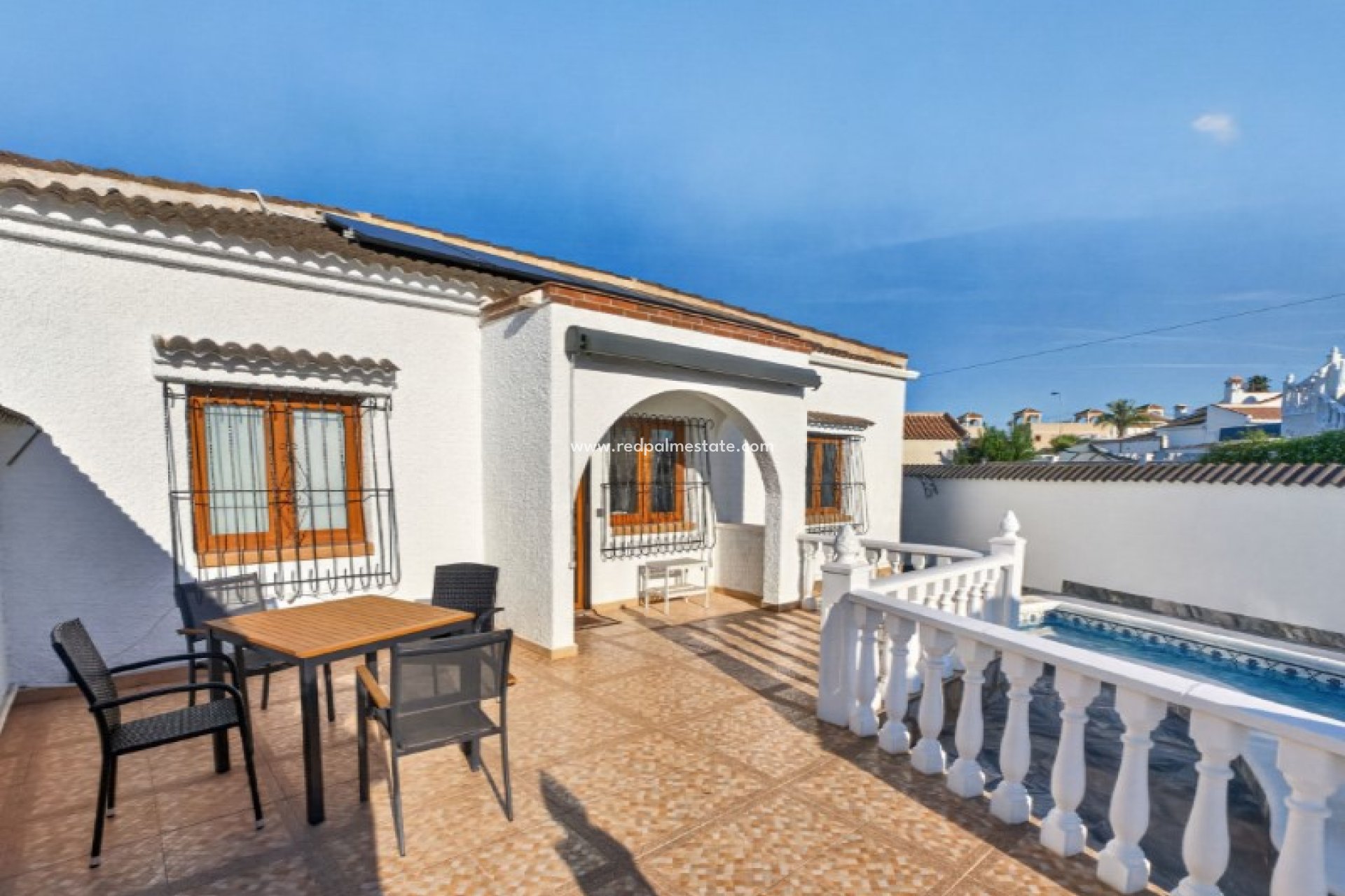 Videresalg - Villa -
Torrevieja